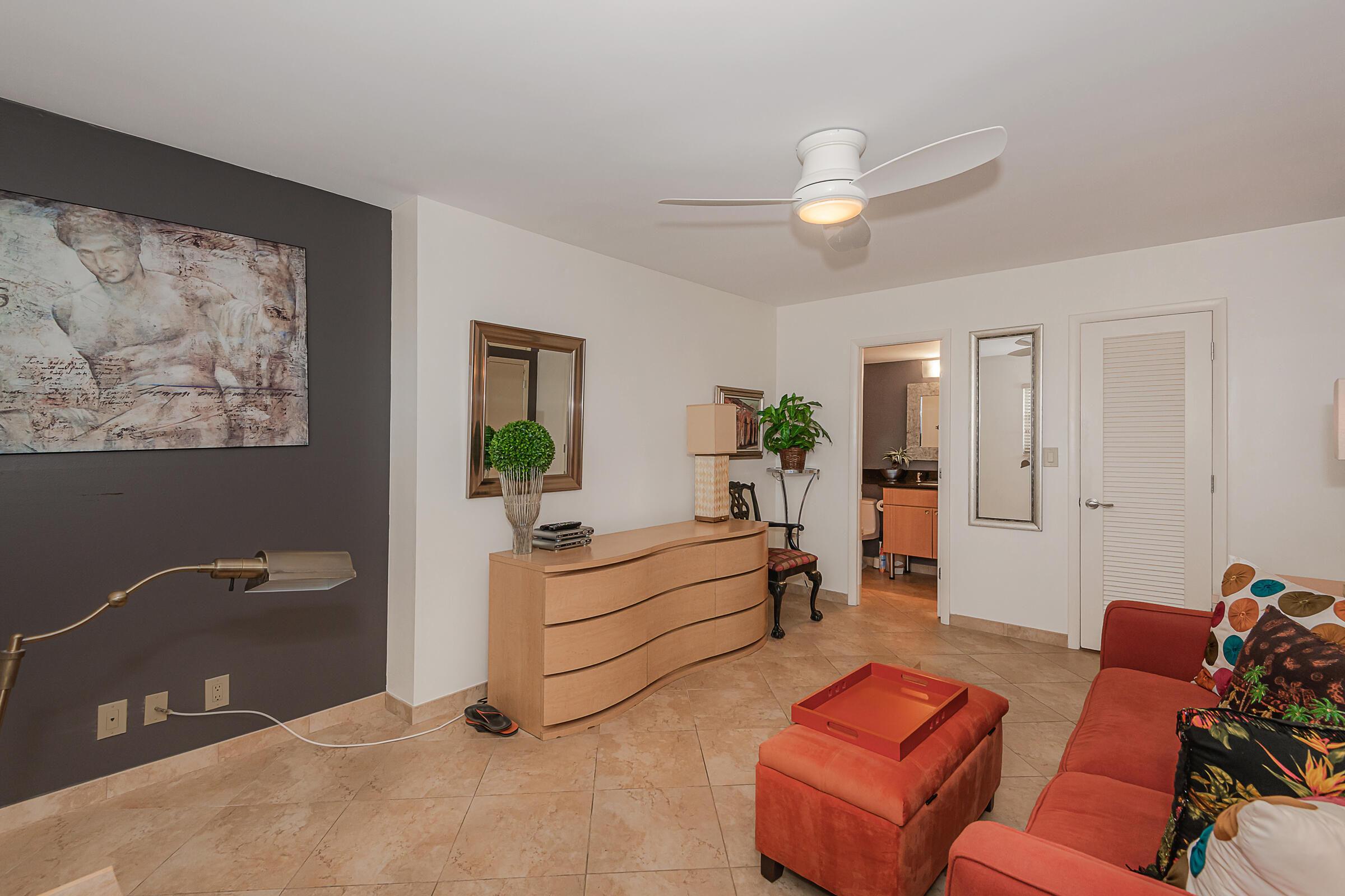 BAYSHORE TOWERS - Residential