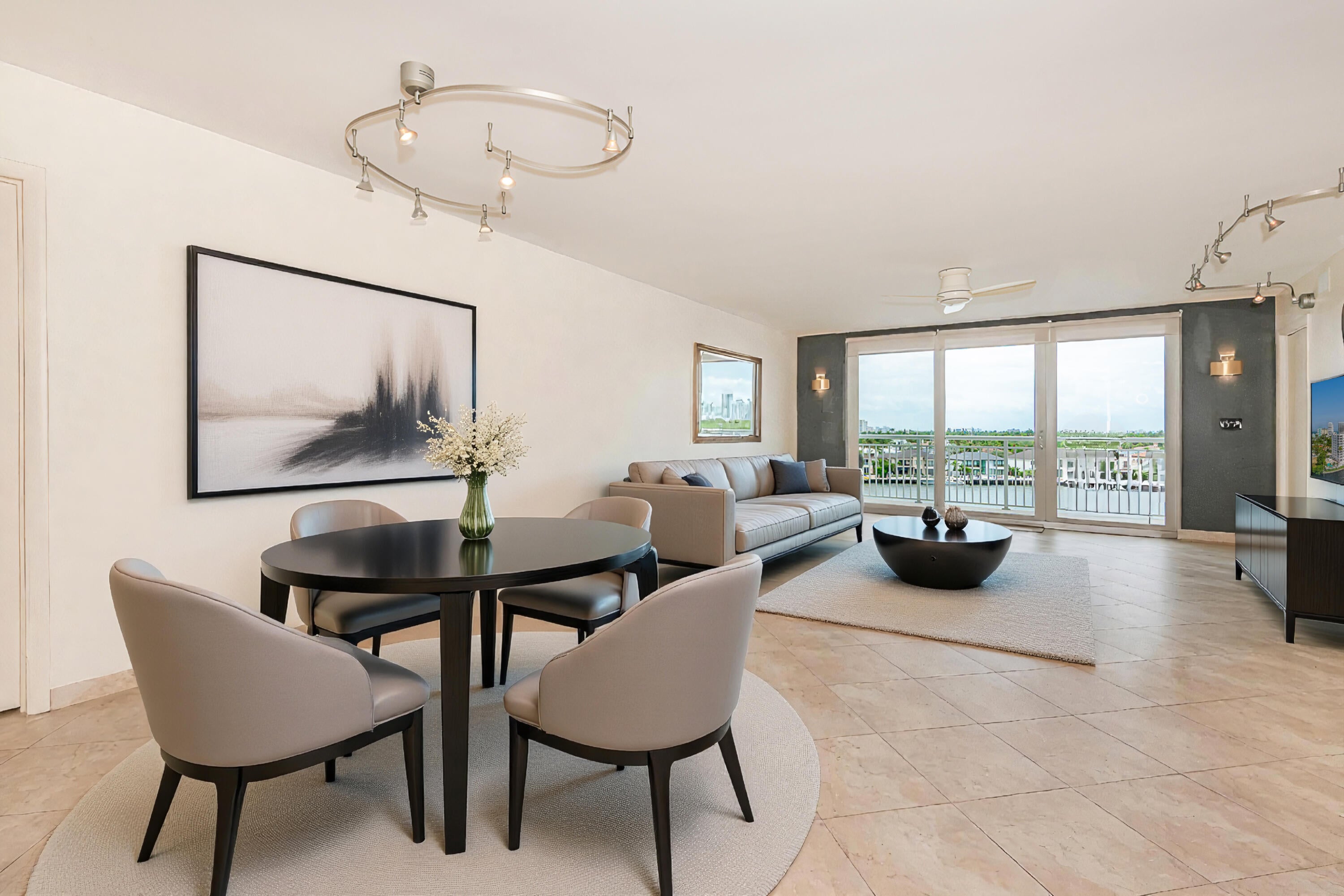 511 Bayshore Drive 707