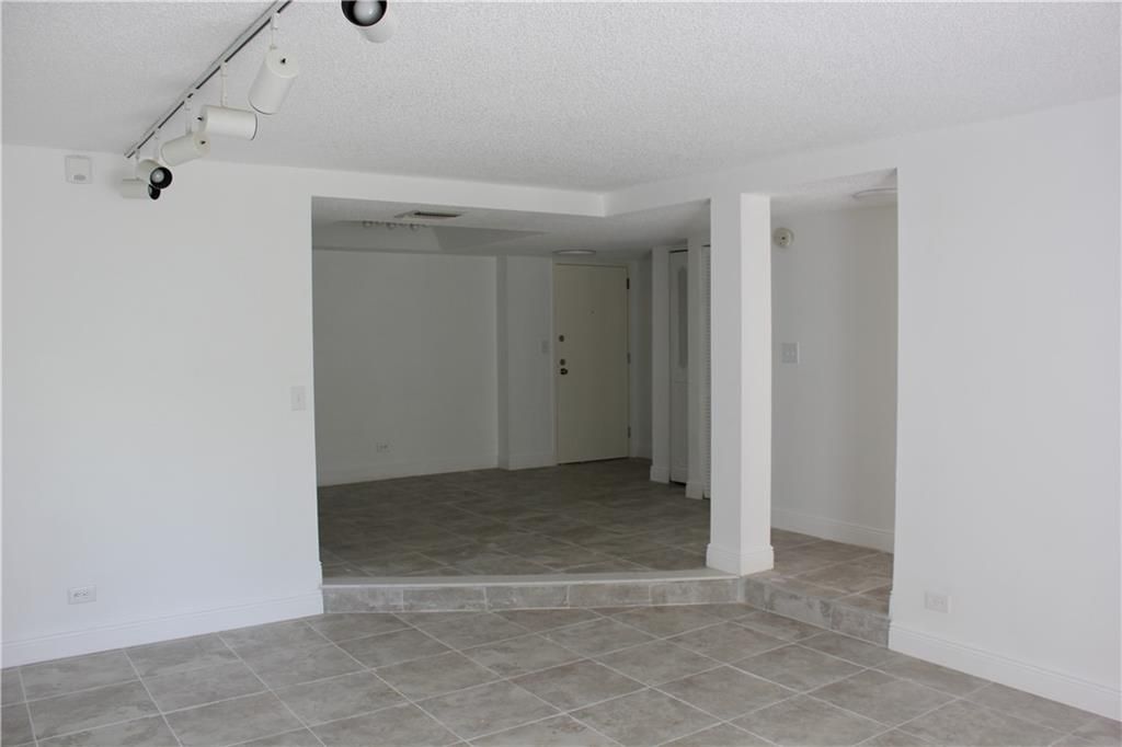 Photo of 3740 Inverrary Dr #1U, Lauderhill, FL 33319 (MLS # F10273818)