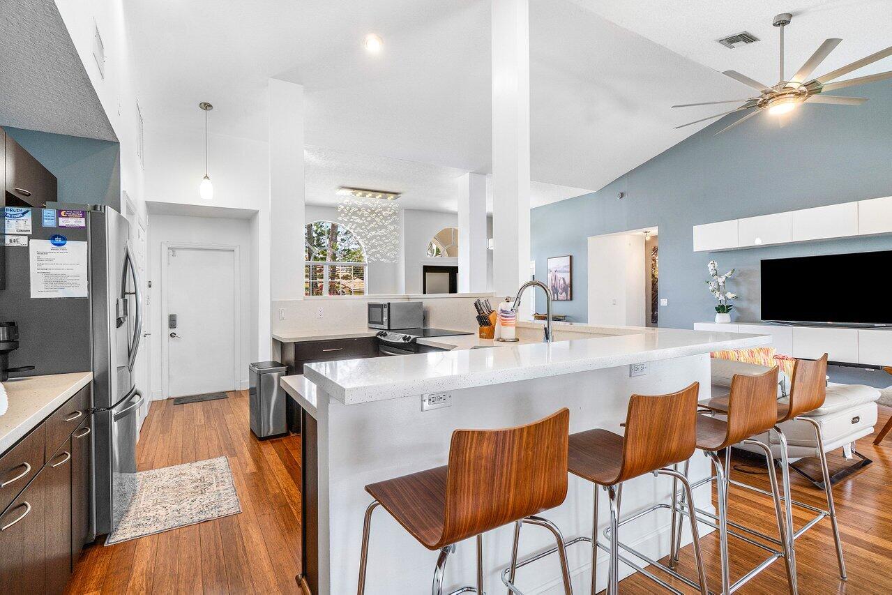 STONEGATE OF WELLINGTON - Residential Lease