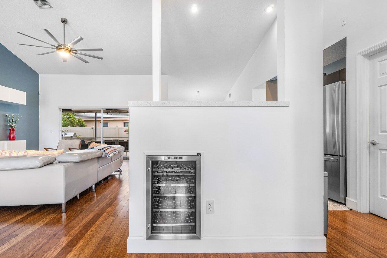 STONEGATE OF WELLINGTON - Residential Lease