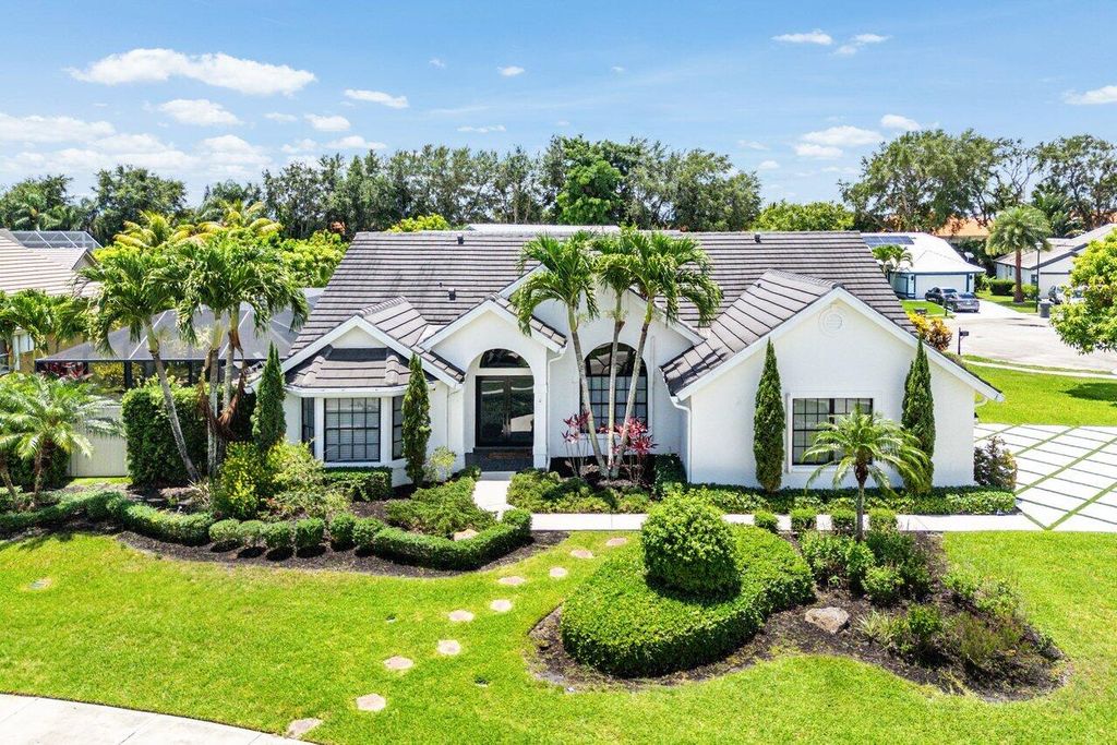 Photo of 2470 Sandstone Court, Wellington, FL 33414 (MLS # B26034281)