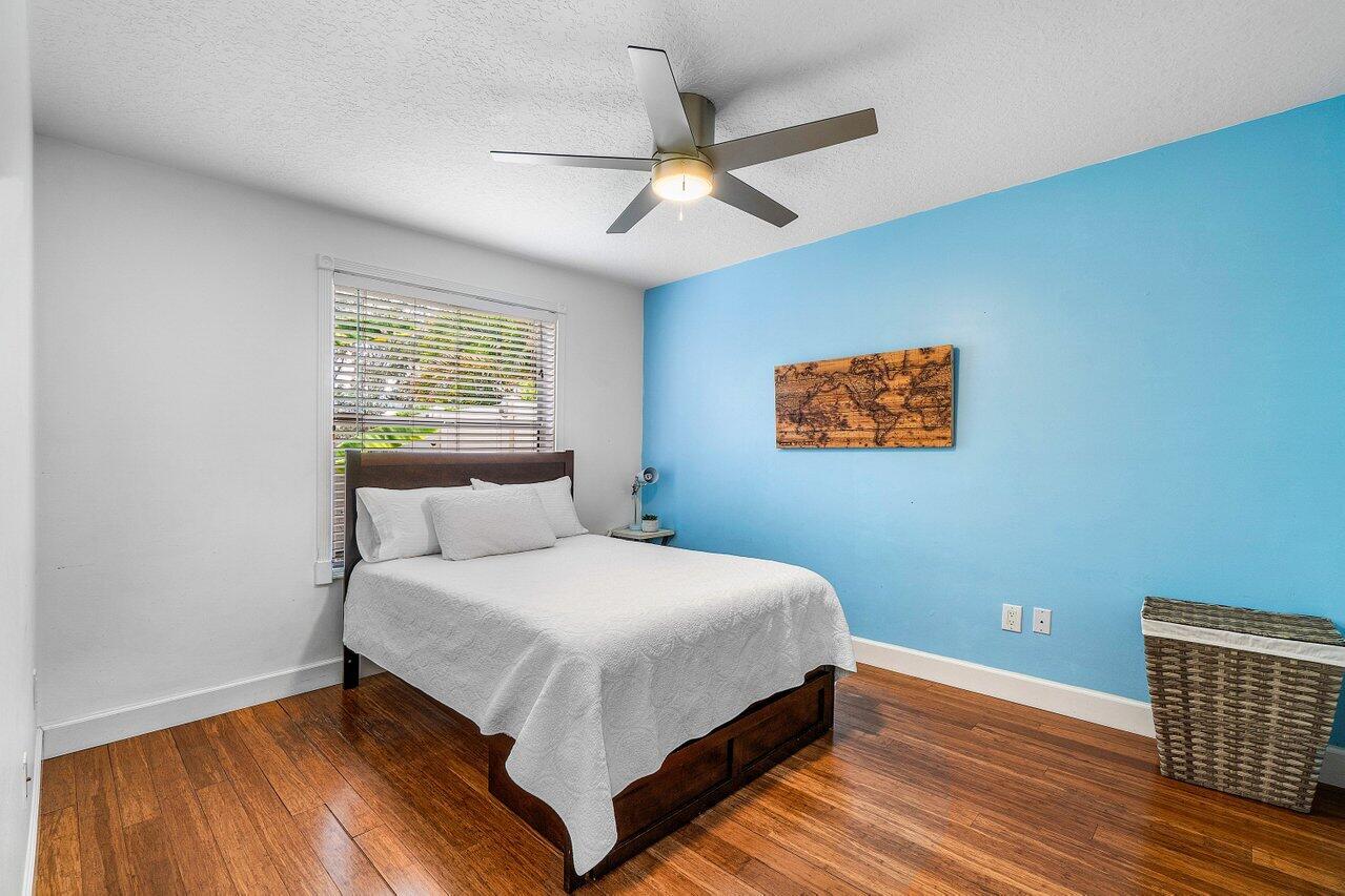 STONEGATE OF WELLINGTON - Residential Lease