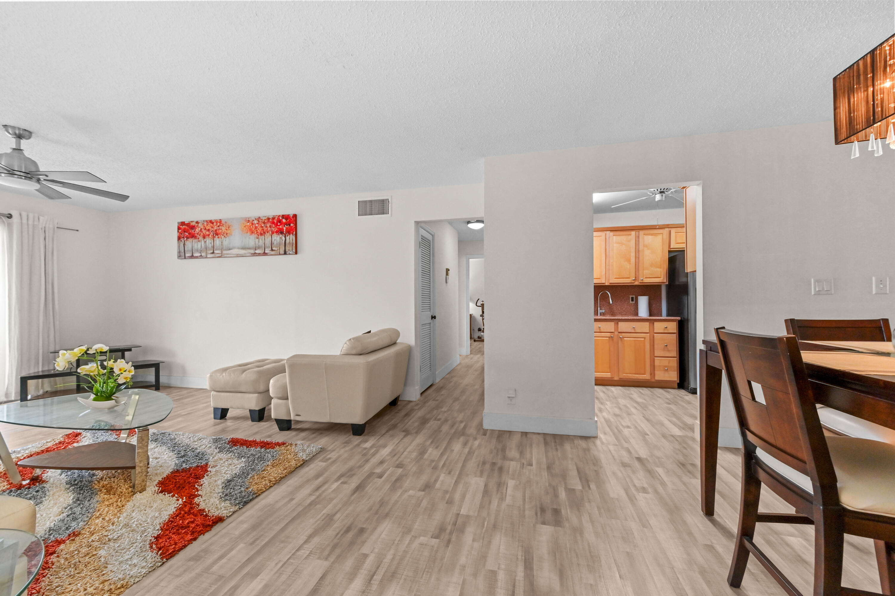 BAY COLONY CLUB - Residential