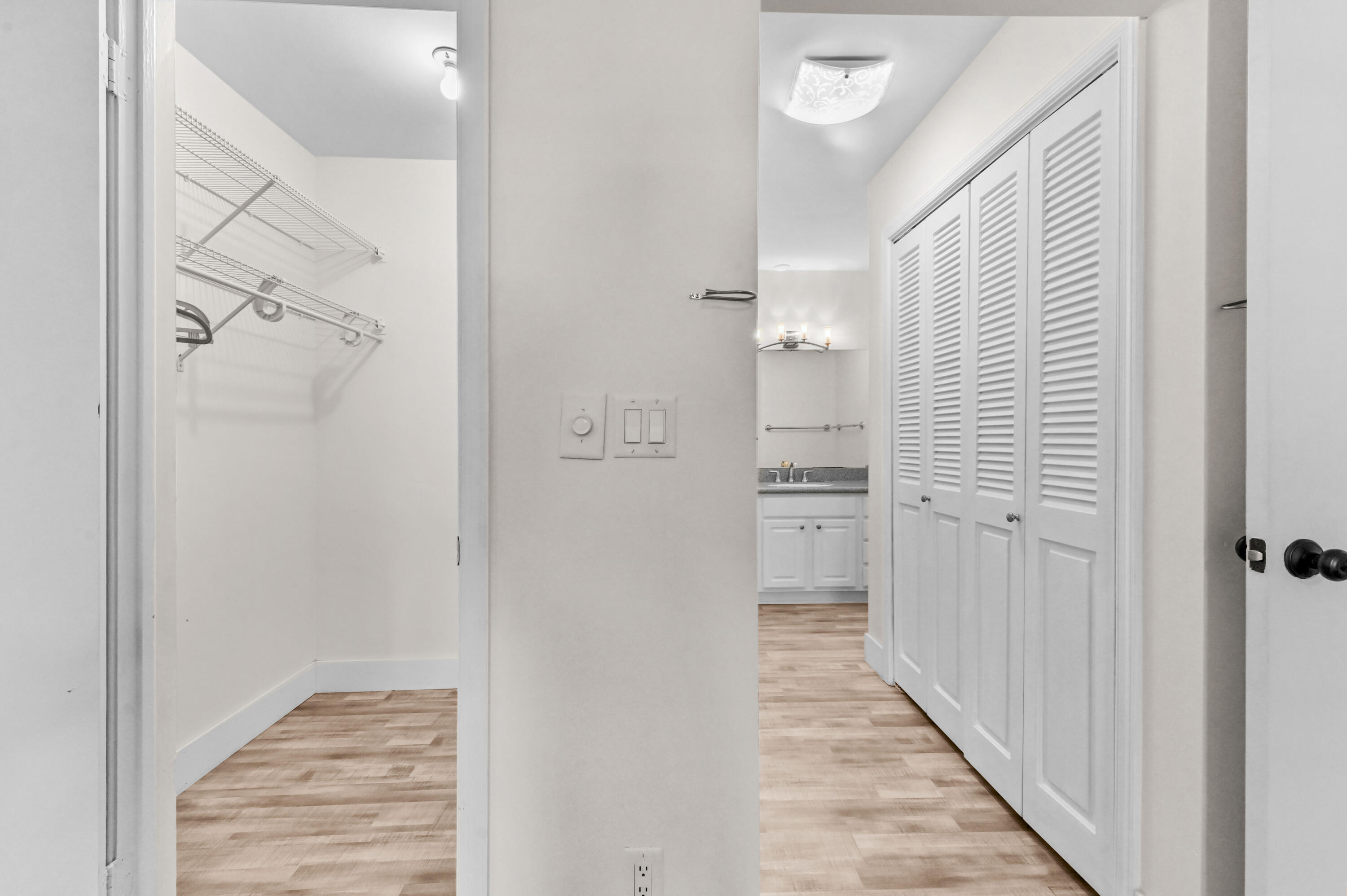 BAY COLONY CLUB - Residential
