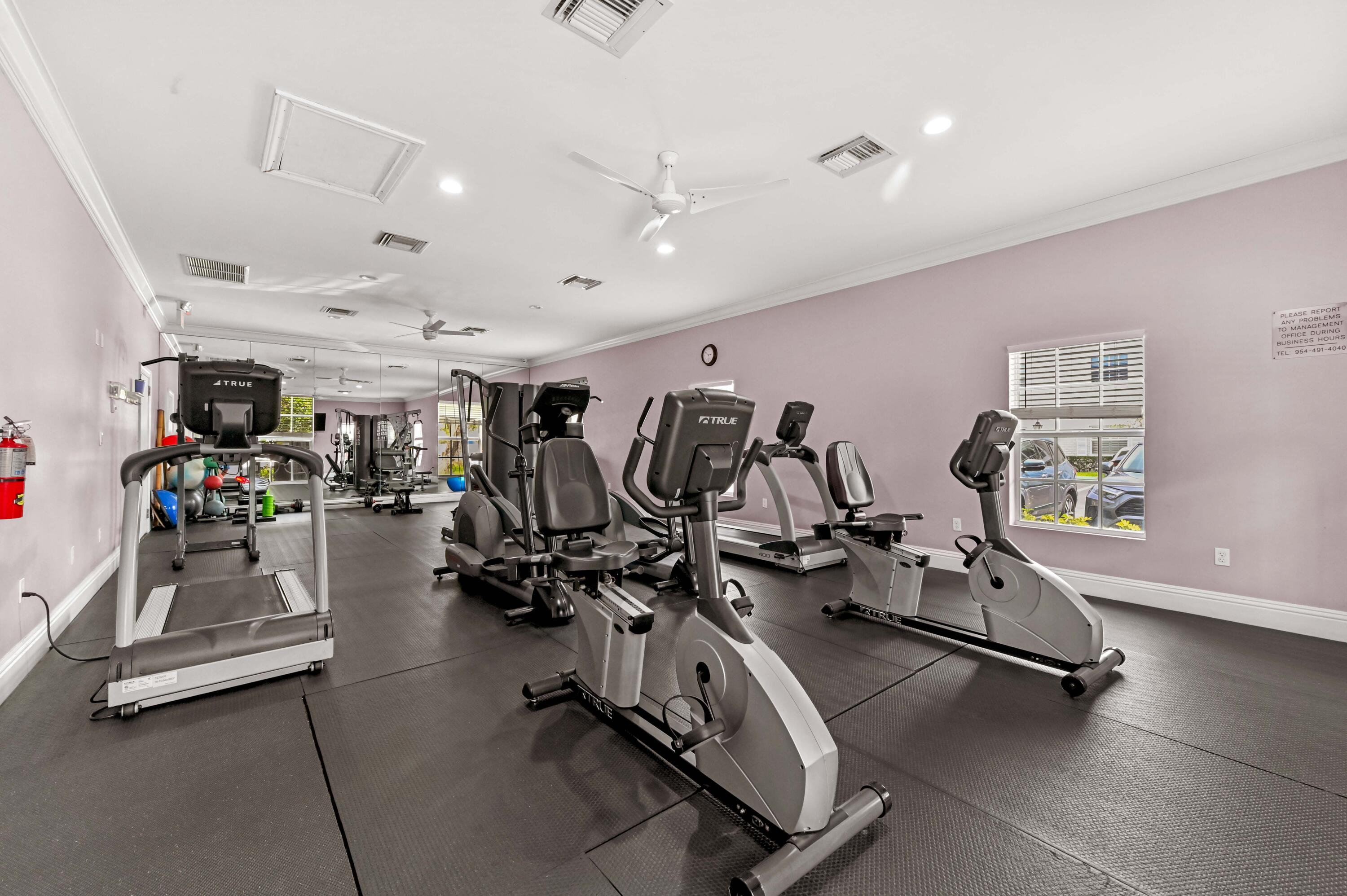 BAY COLONY CLUB - Residential
