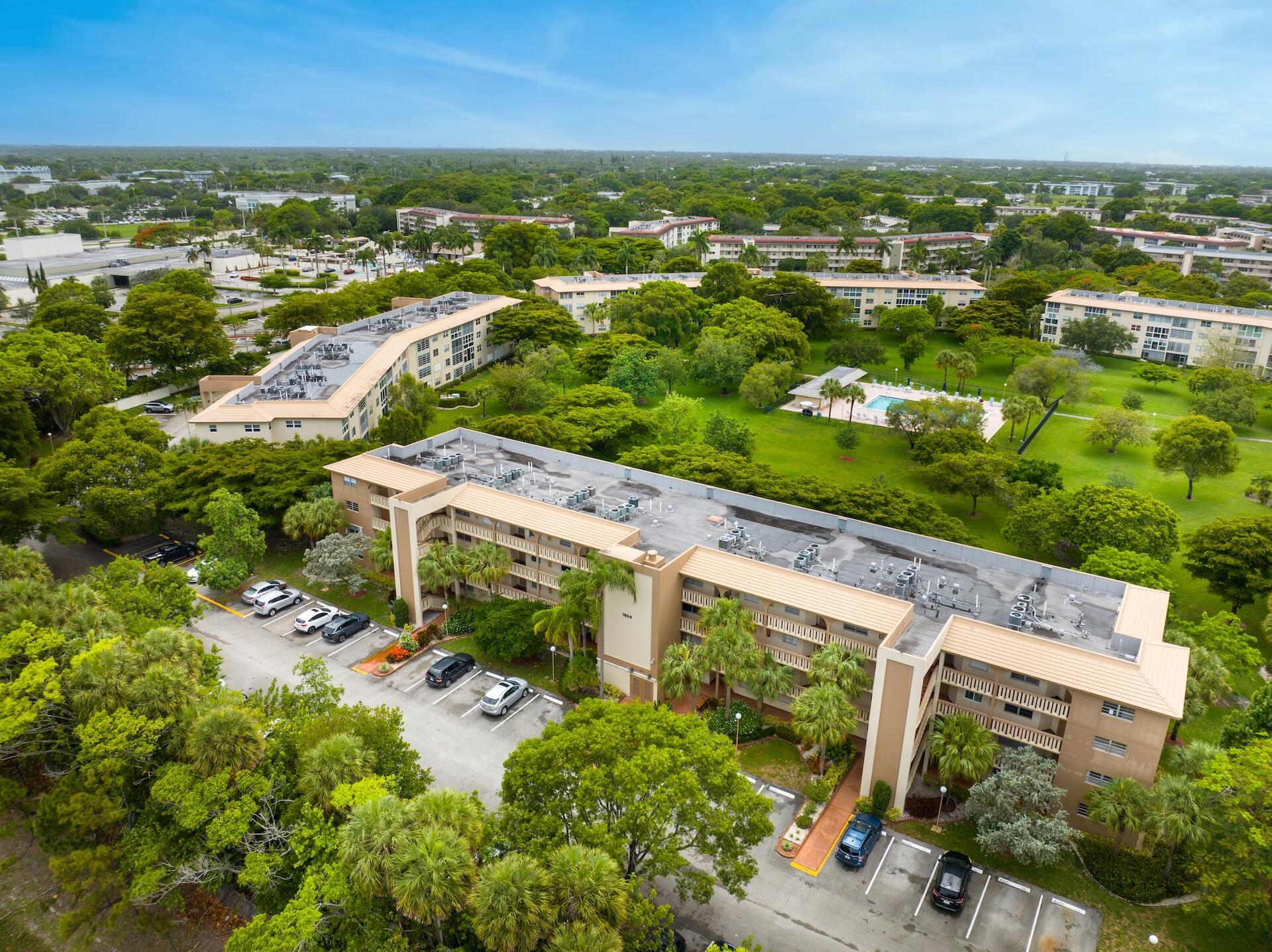 Wynmoor, Abaco Village - Residential