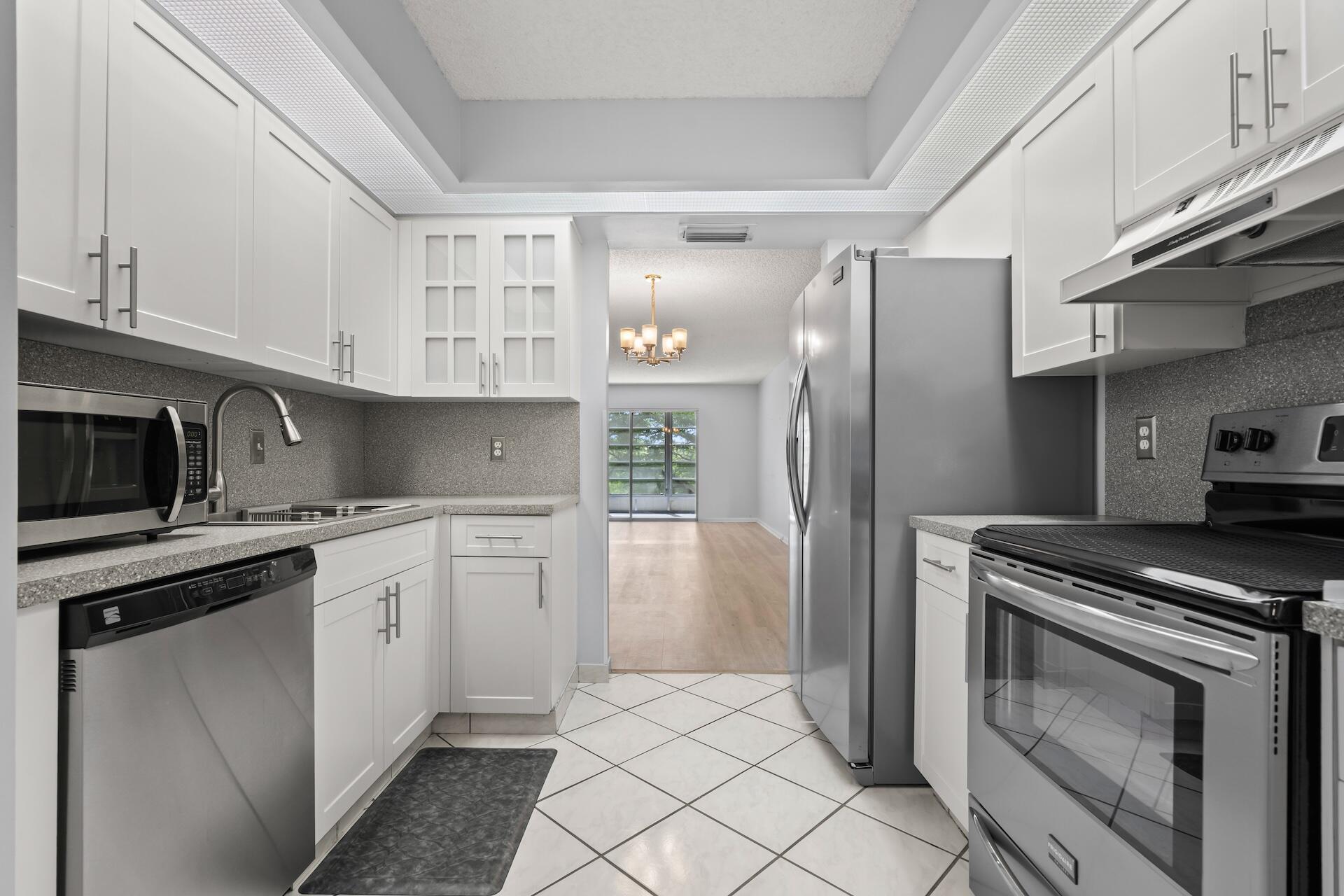 Wynmoor, Abaco Village - Residential