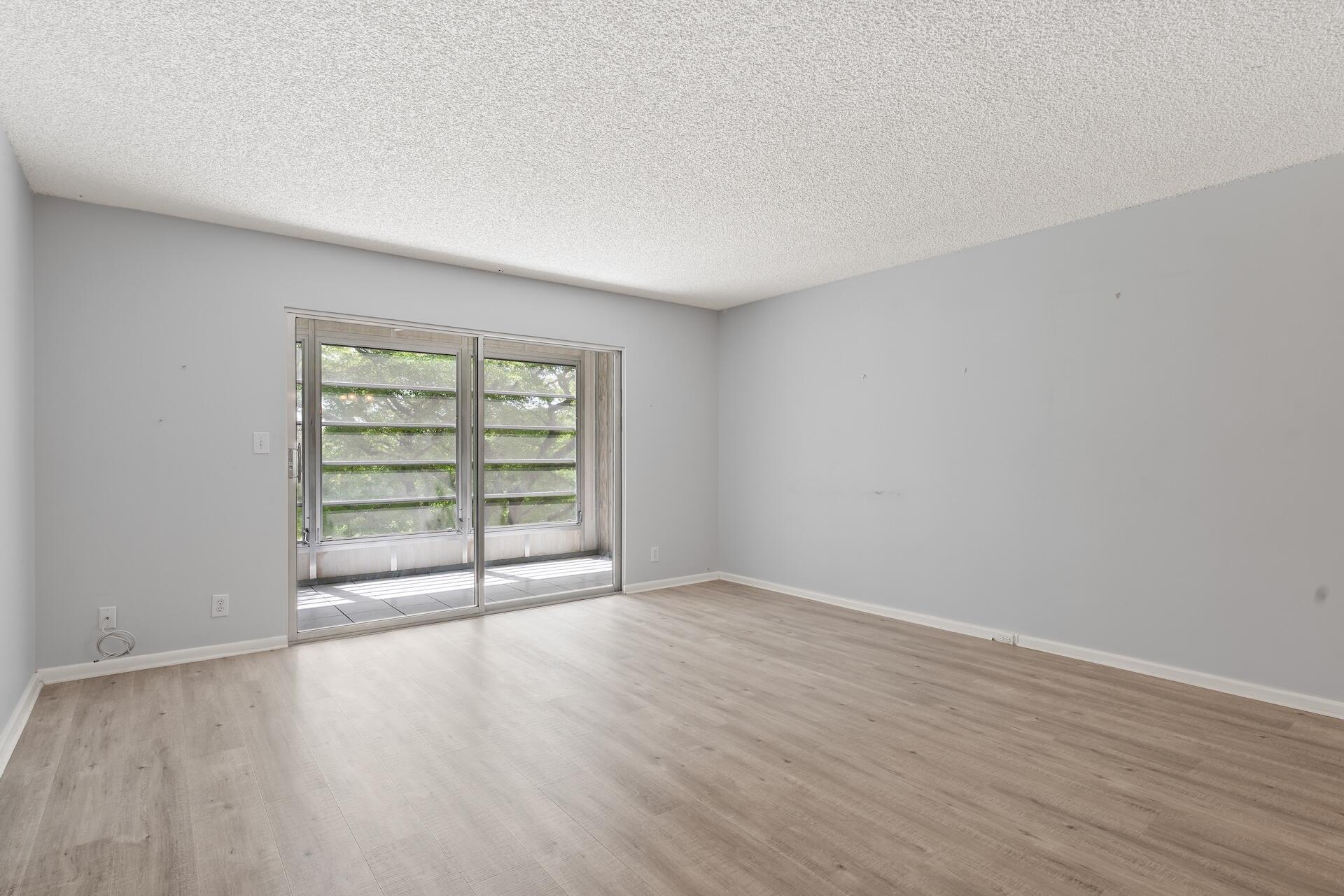 Wynmoor, Abaco Village - Residential