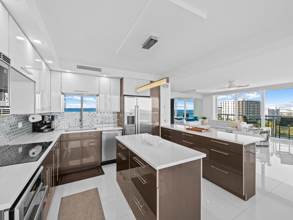 VILLA NOVA CONDO - Residential