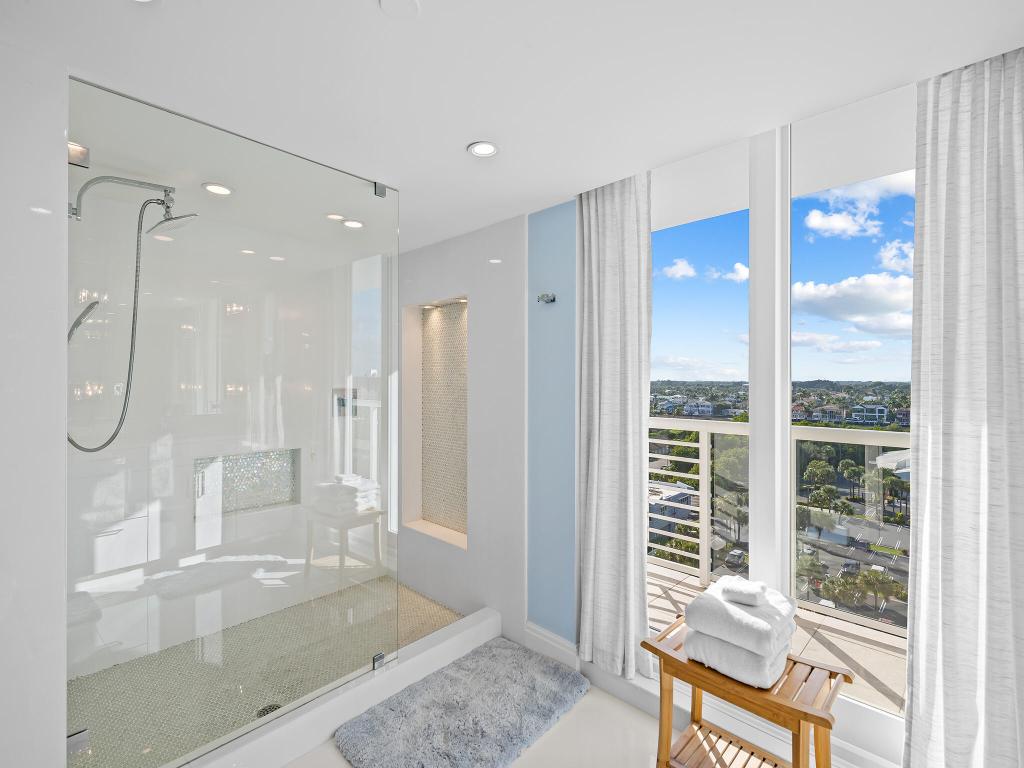 VILLA NOVA CONDO - Residential