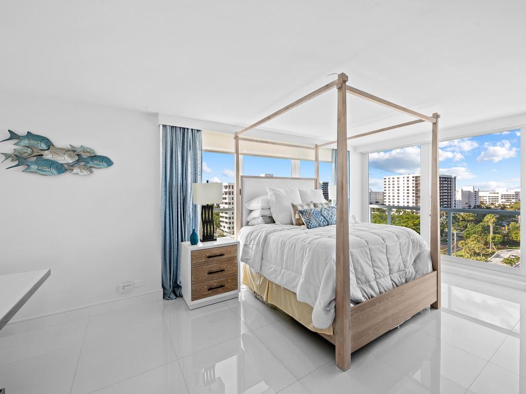 VILLA NOVA CONDO - Residential