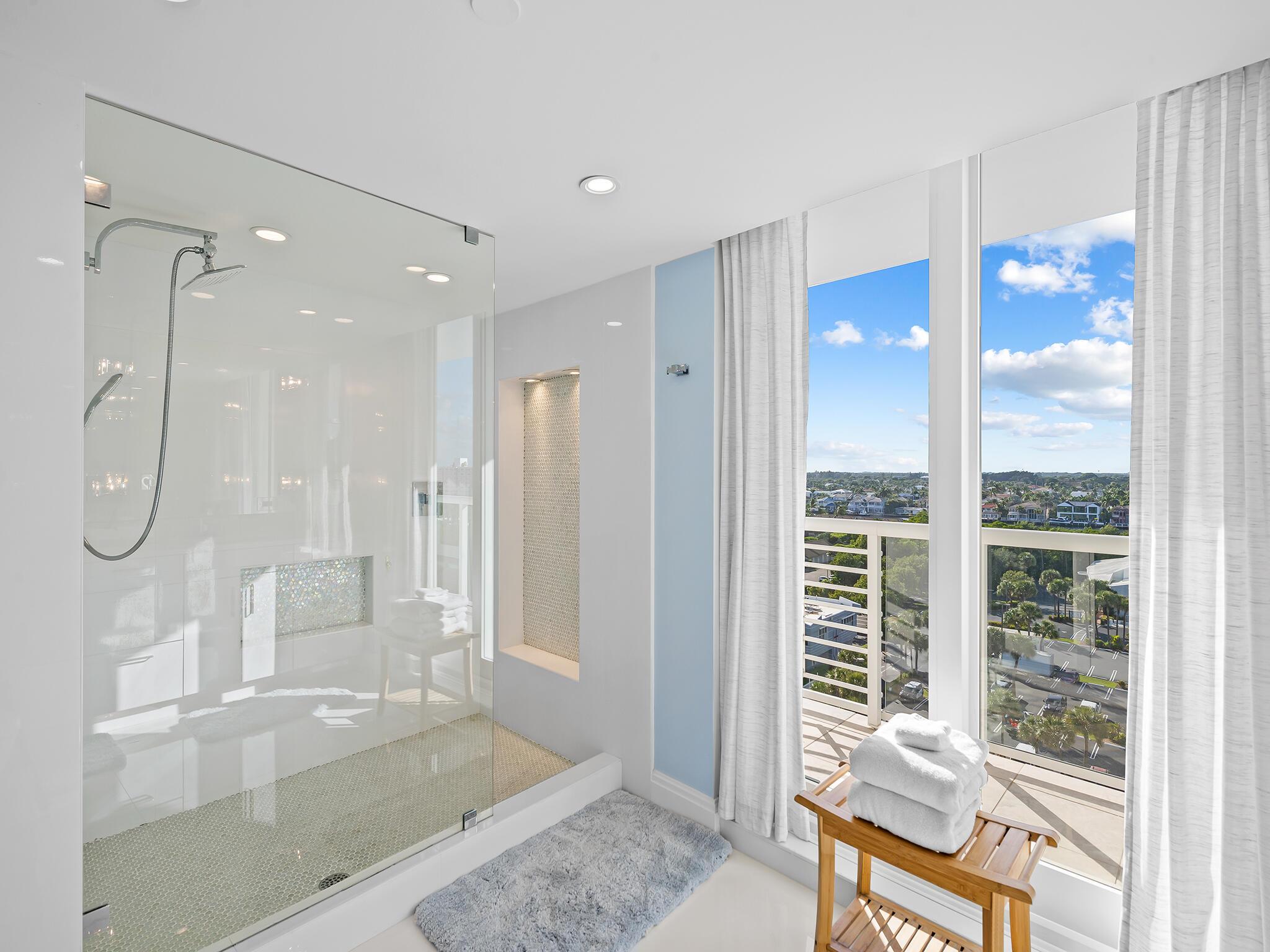 VILLA NOVA CONDO - Residential