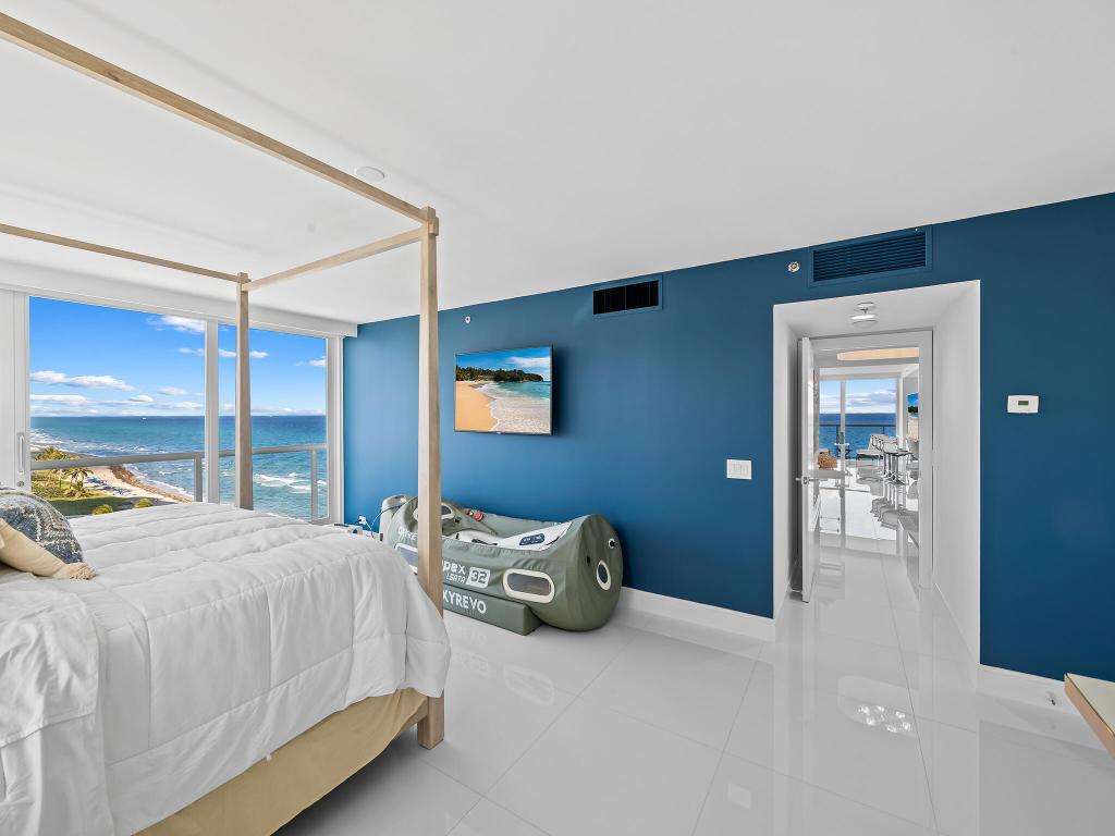 VILLA NOVA CONDO - Residential