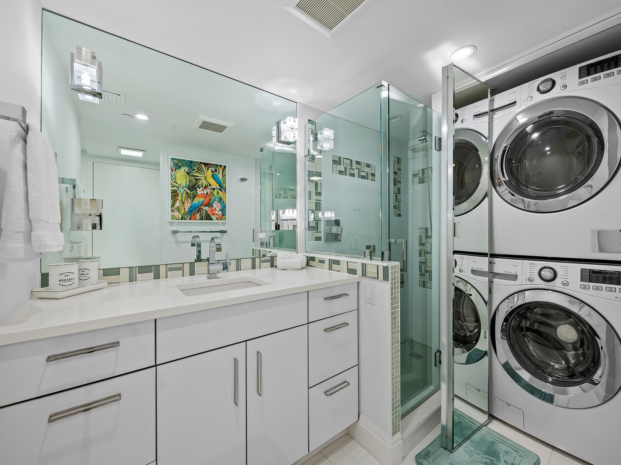 VILLA NOVA CONDO - Residential