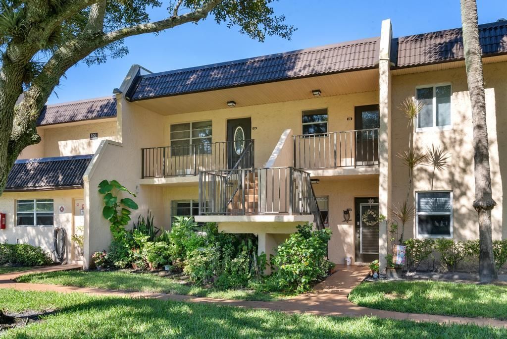 Photo of 124 Lake Constance Drive, West Palm Beach, FL 33411 (MLS # R11132159)