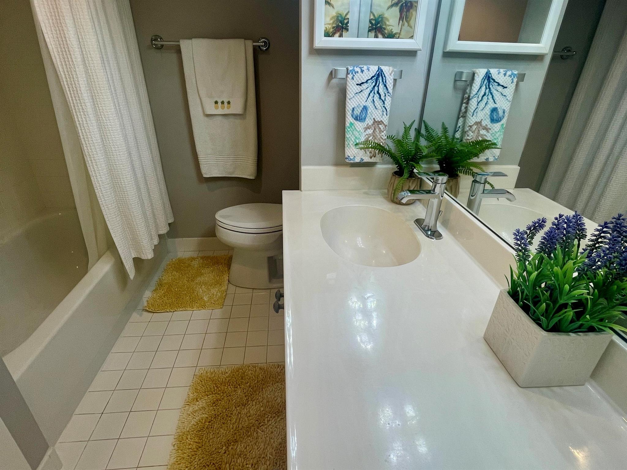 AQUANIQUE OCEAN CLUB, A C - Residential Lease