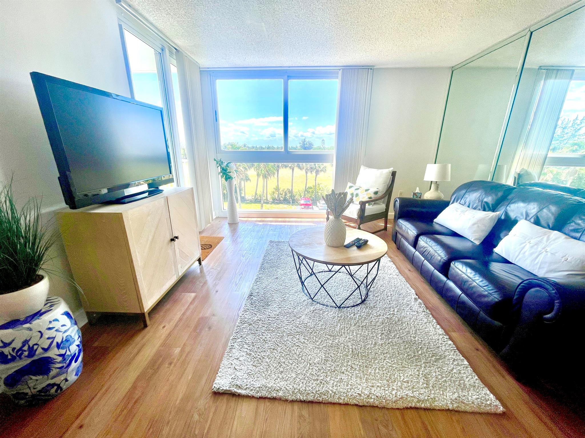 AQUANIQUE OCEAN CLUB, A C - Residential Lease