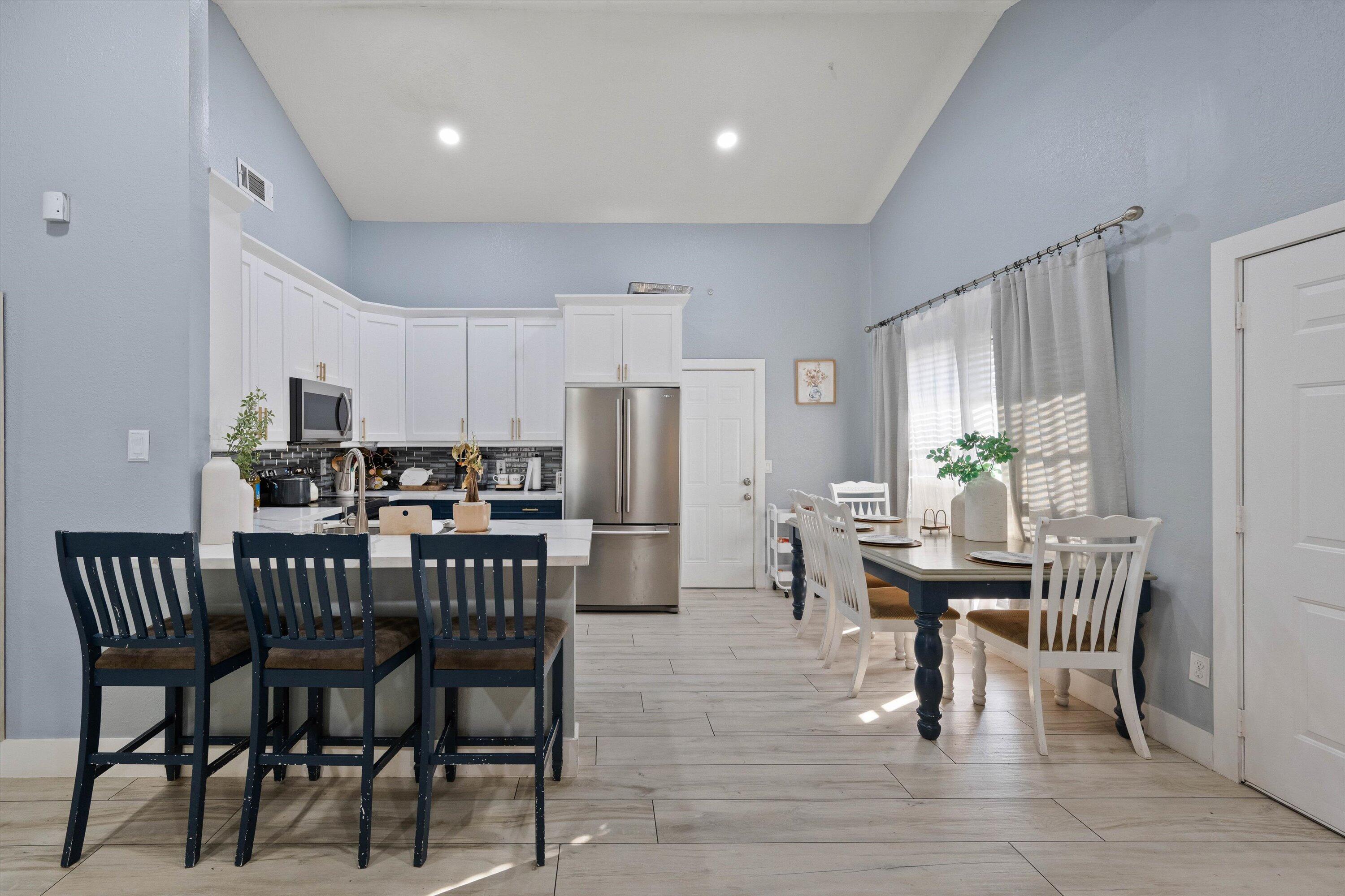 COUNTERPOINT ESTATES 8 - Residential