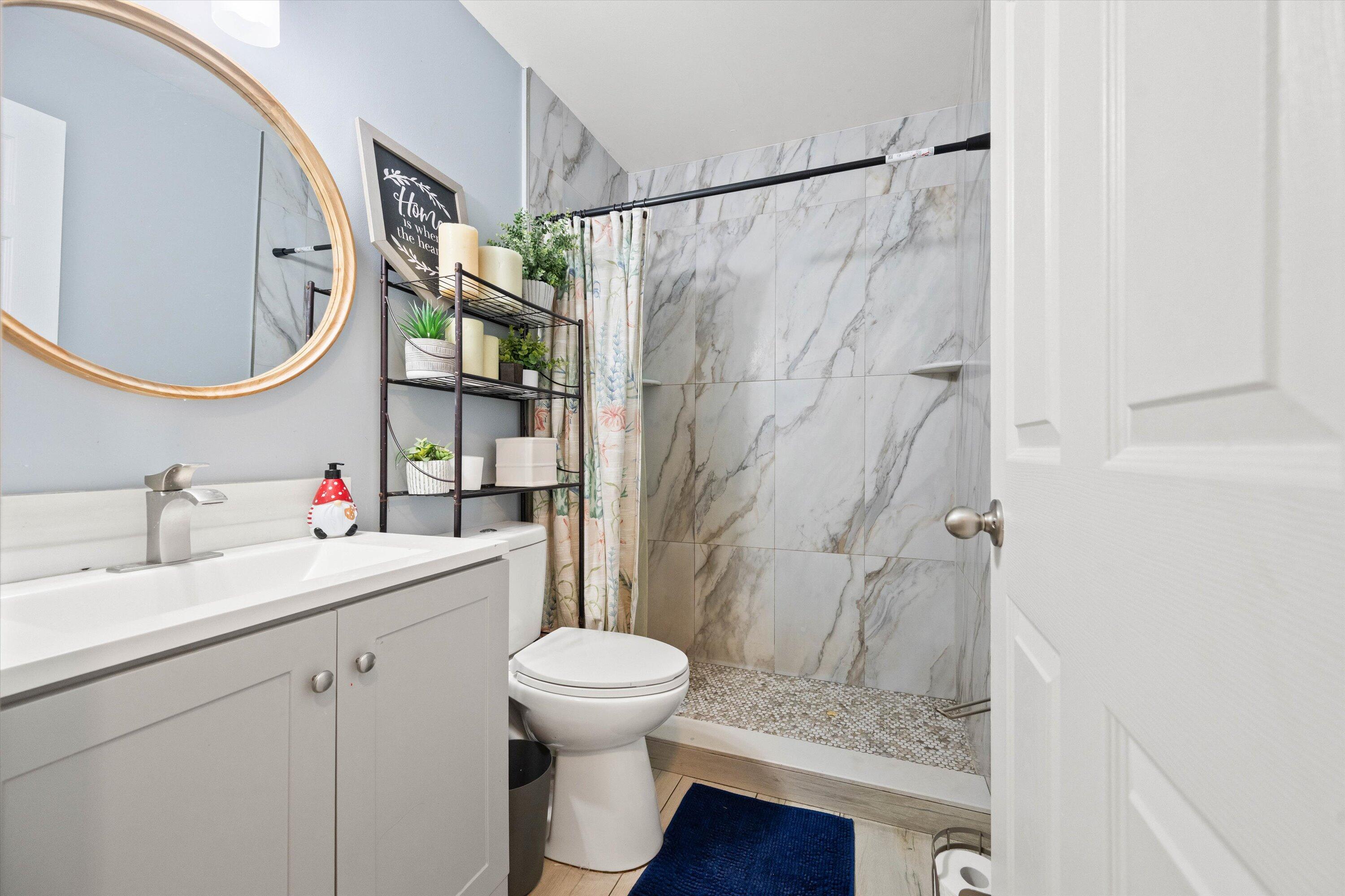 COUNTERPOINT ESTATES 8 - Residential