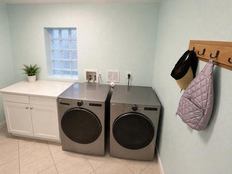 Tiny photo for 6461 Willoughby Circle, Lake Worth, FL 33463 (MLS # B26053944)