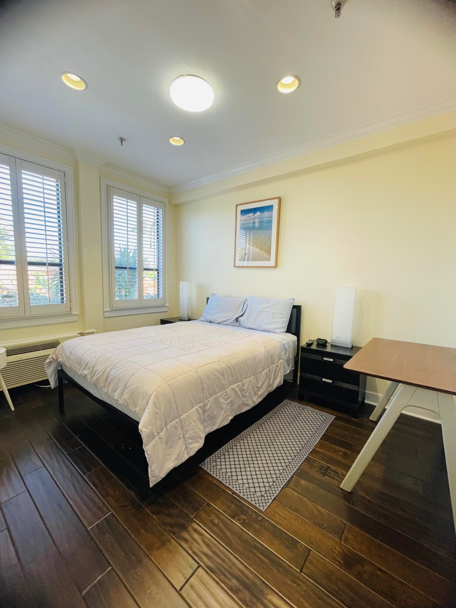 235 Sunrise Avenue 2262