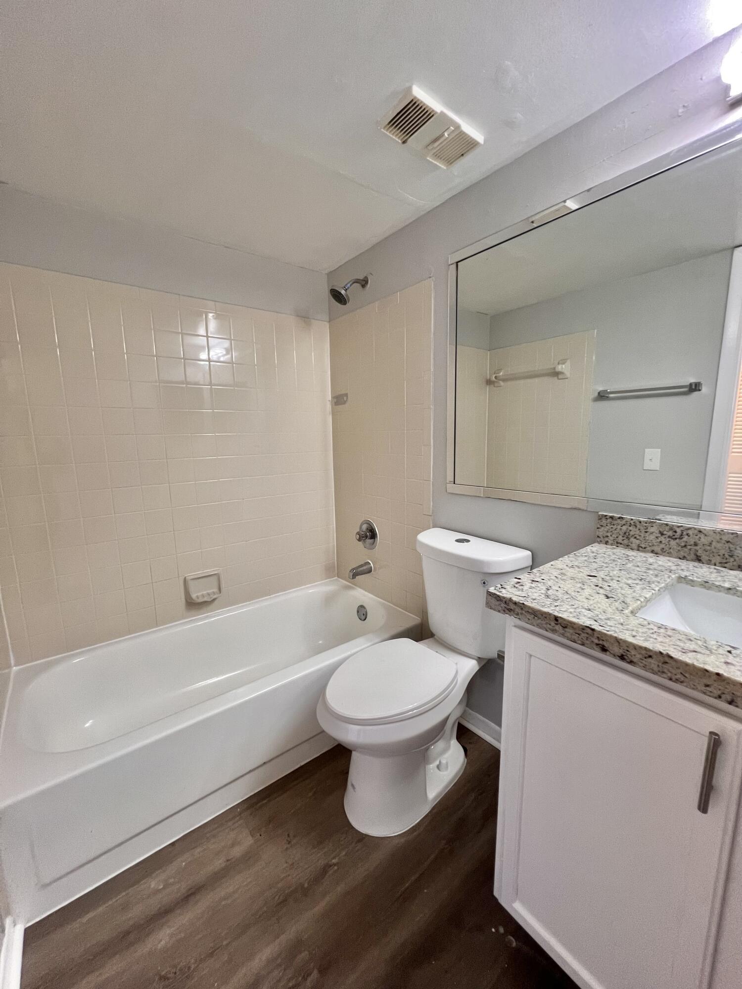 CLEAR LAKE CLUB CONDO - Residential Lease