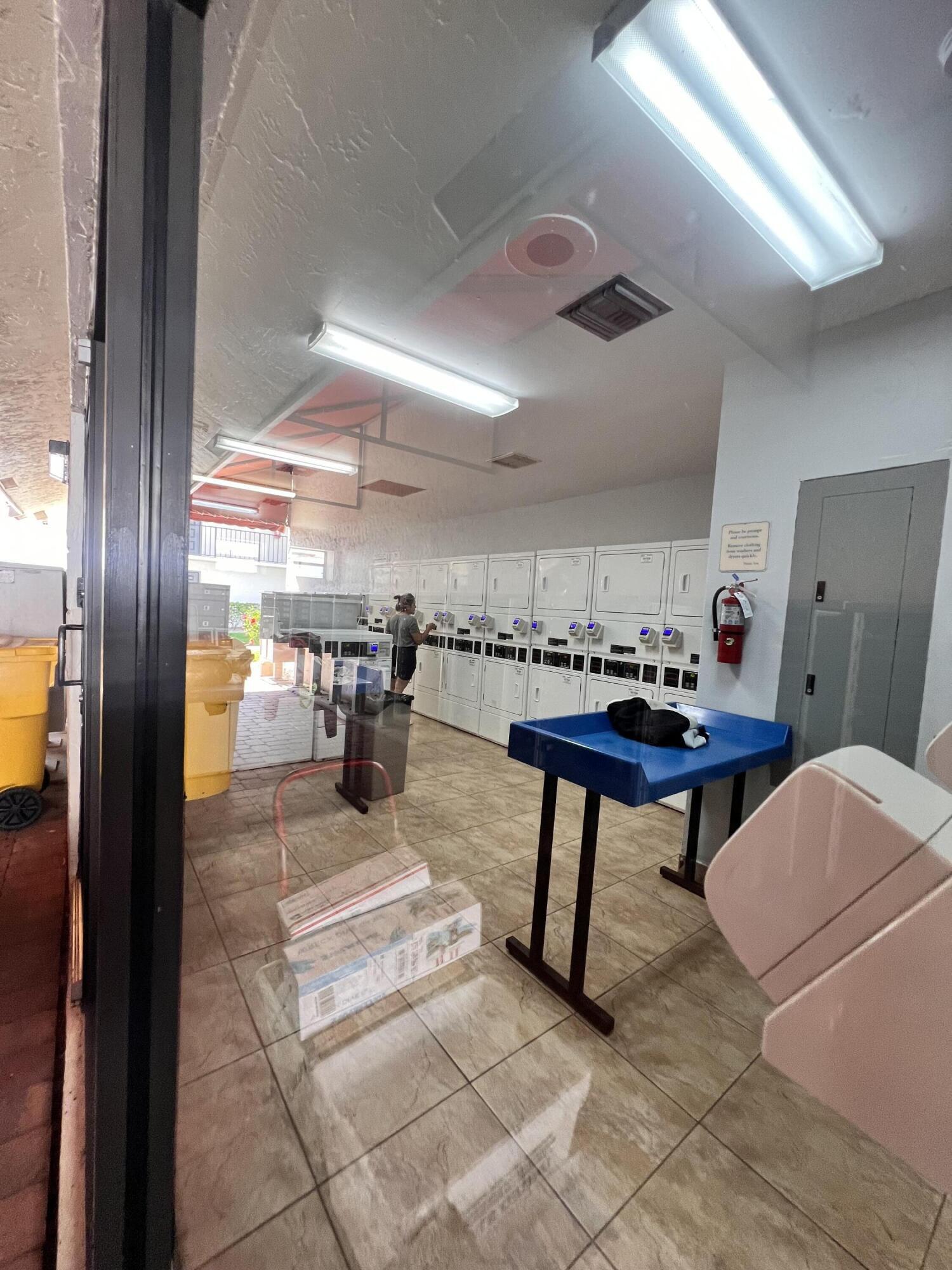 CLEAR LAKE CLUB CONDO - Residential Lease