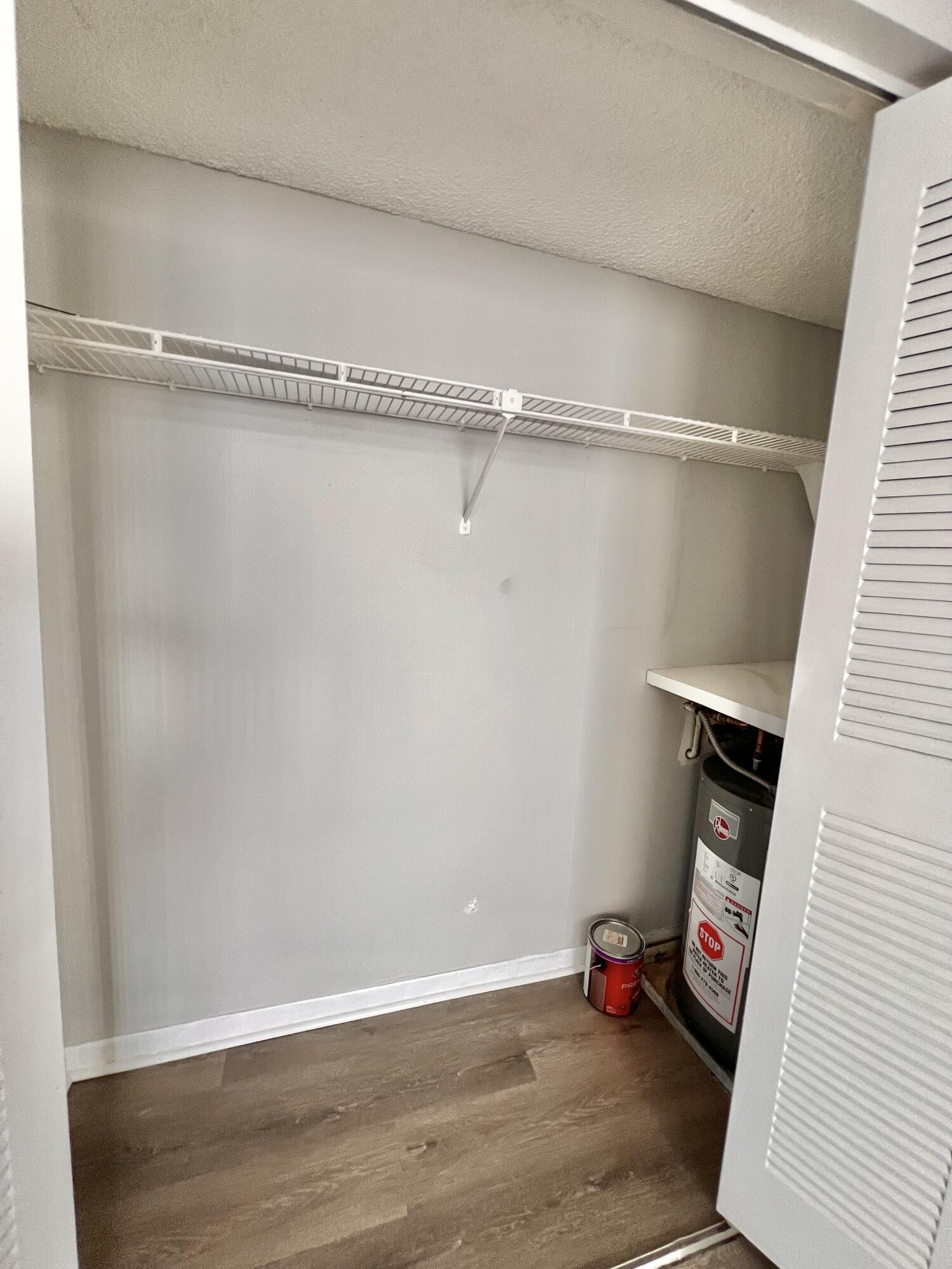 CLEAR LAKE CLUB CONDO - Residential Lease