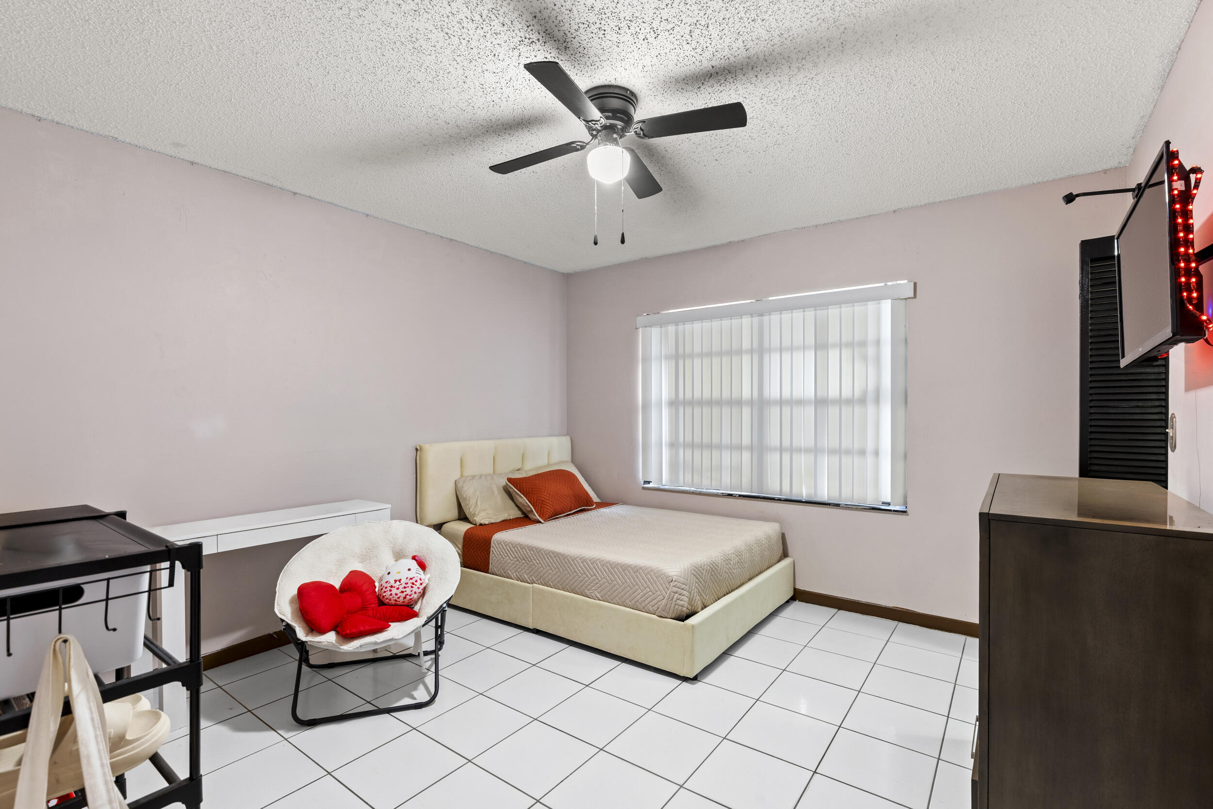 GARDEN HILLS UNIT THREE - Residential