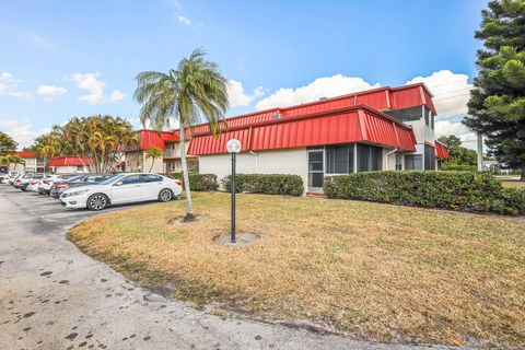 12013 Greenway Cir S 110 Royal Palm Beach FL 33411