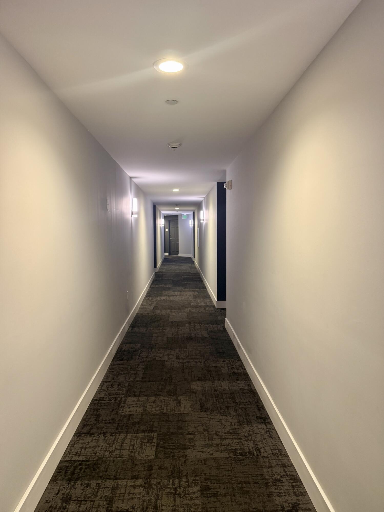 HOLLYWOOD STATION RES CONDO - Residential