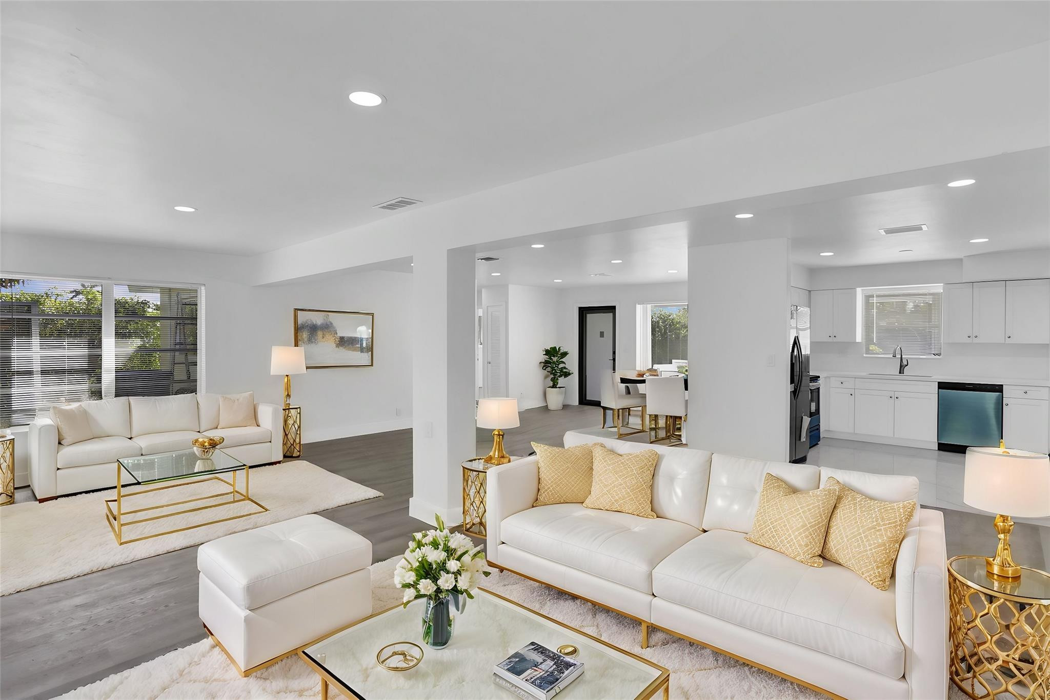 1013 SE 14th Court
