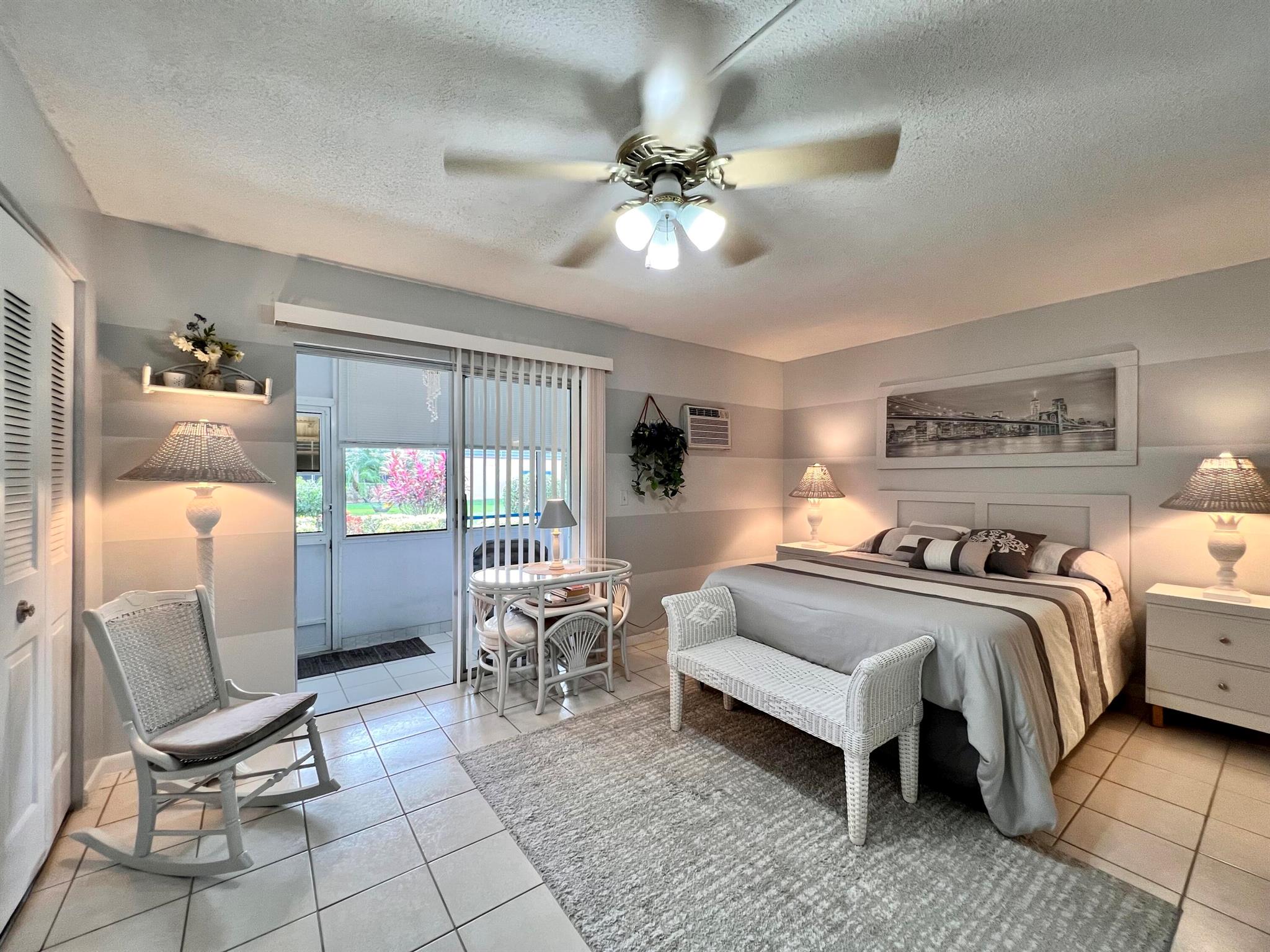 ANDOVER CONDOS - Residential