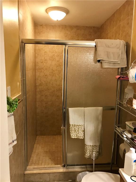 CRYSTAL LAKE 3930 - Residential