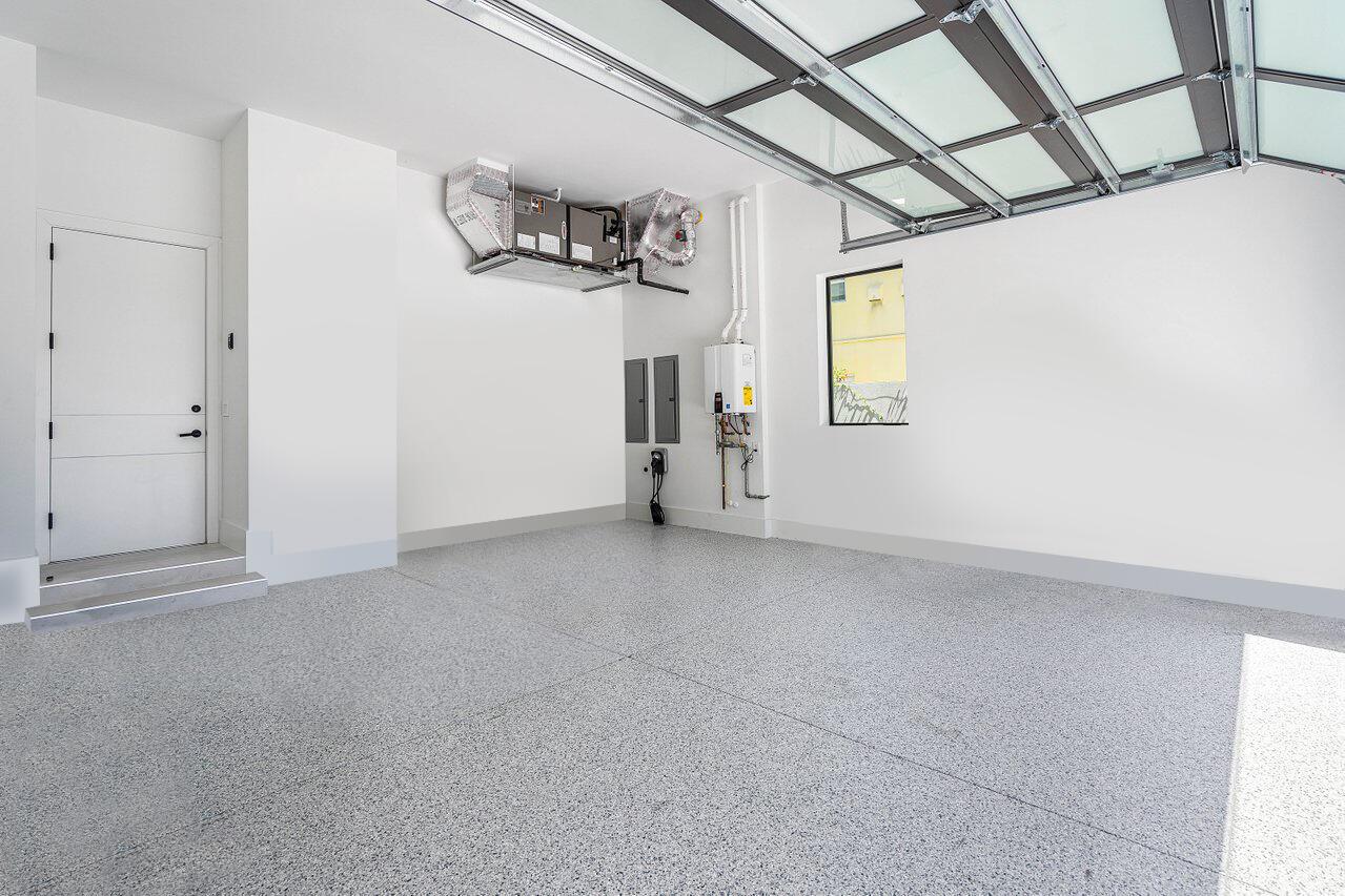 HOFMAN ADD - Residential Lease