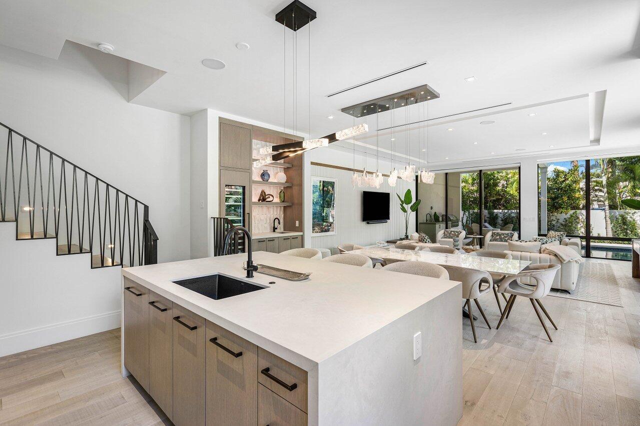 HOFMAN ADD - Residential Lease