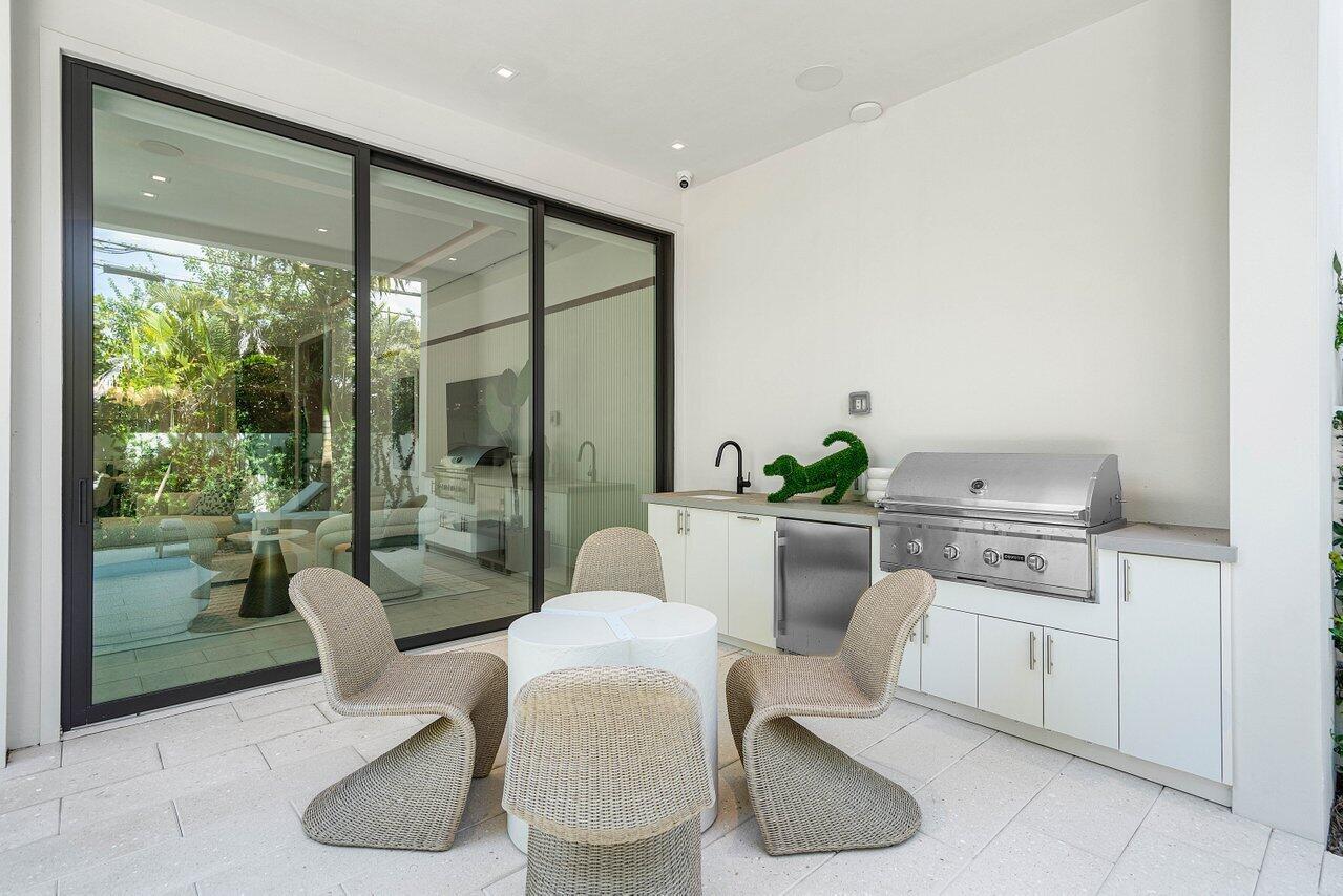 HOFMAN ADD - Residential Lease