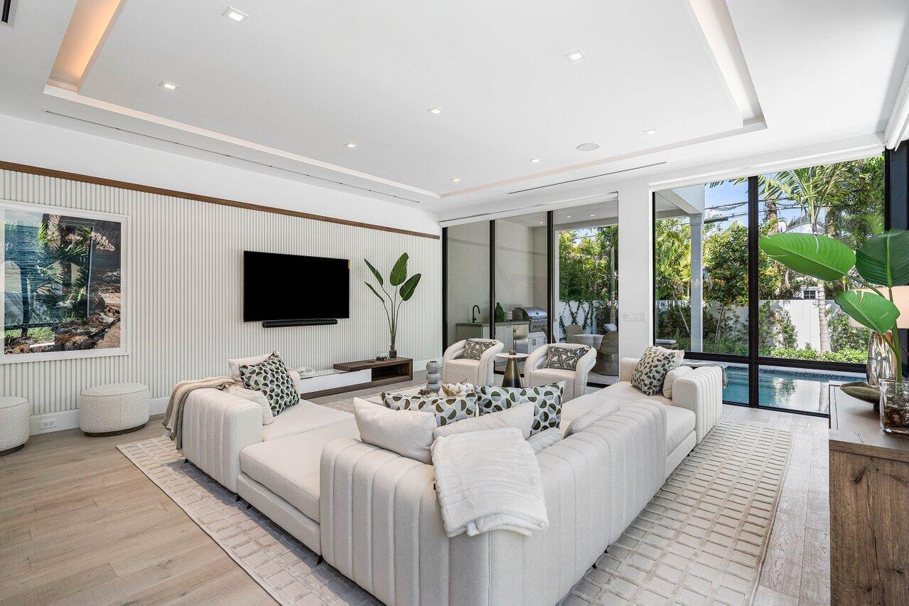 HOFMAN ADD - Residential Lease