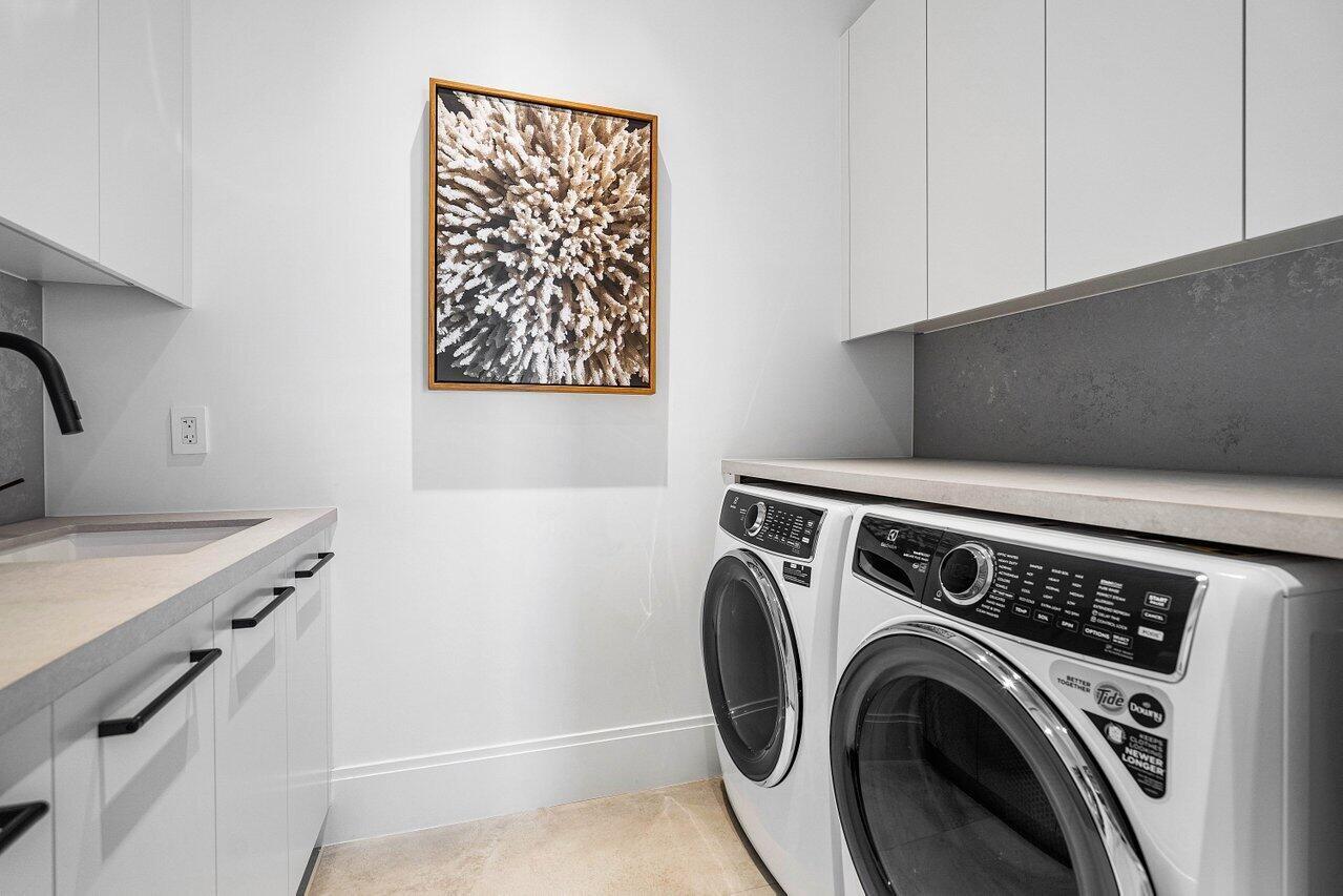 HOFMAN ADD - Residential Lease