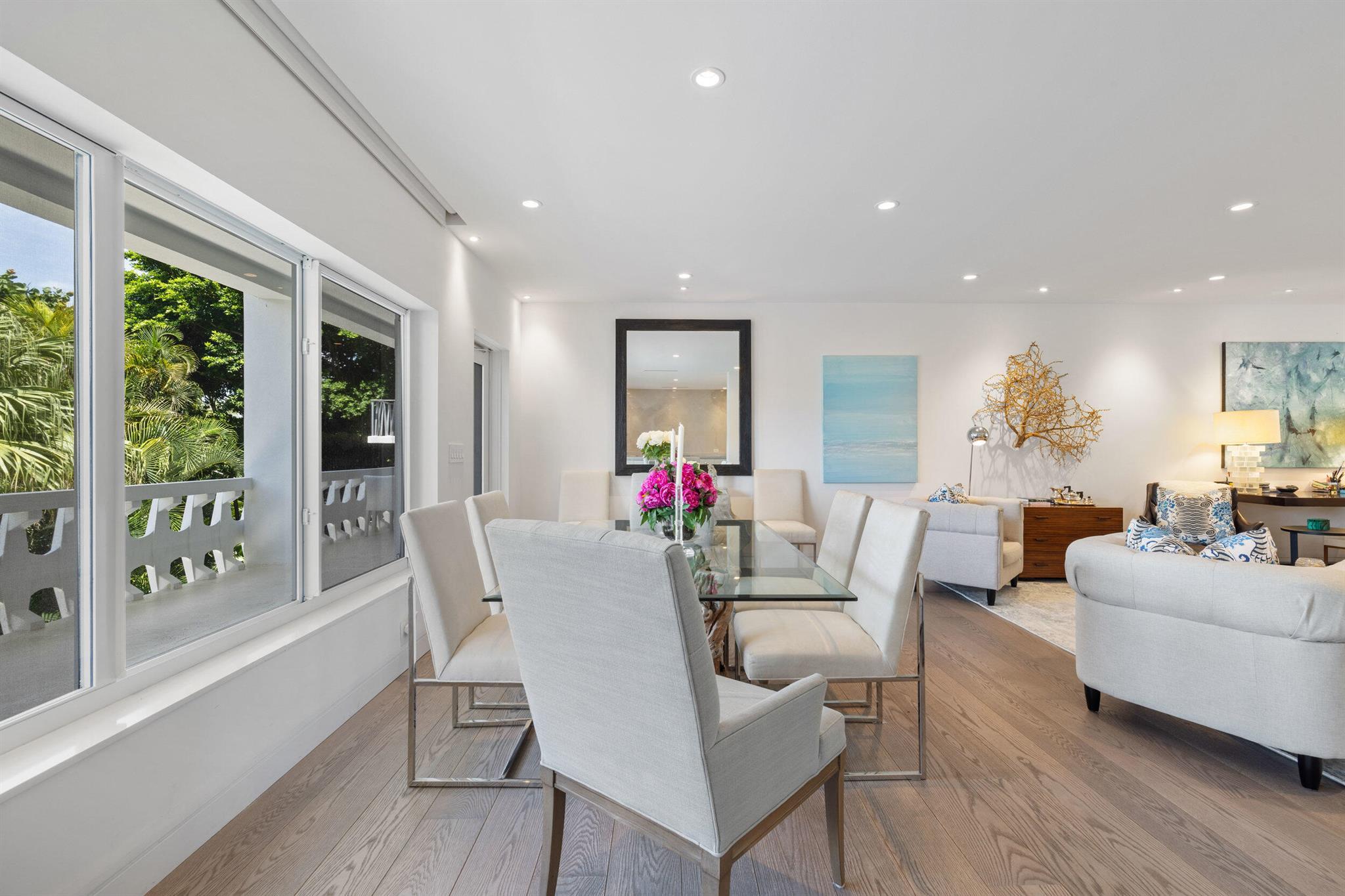 300 S Ocean Boulevard 3f, Palm Beach, FL, 33480/$2,300,000 1 300 S Ocean Boulevard 3f