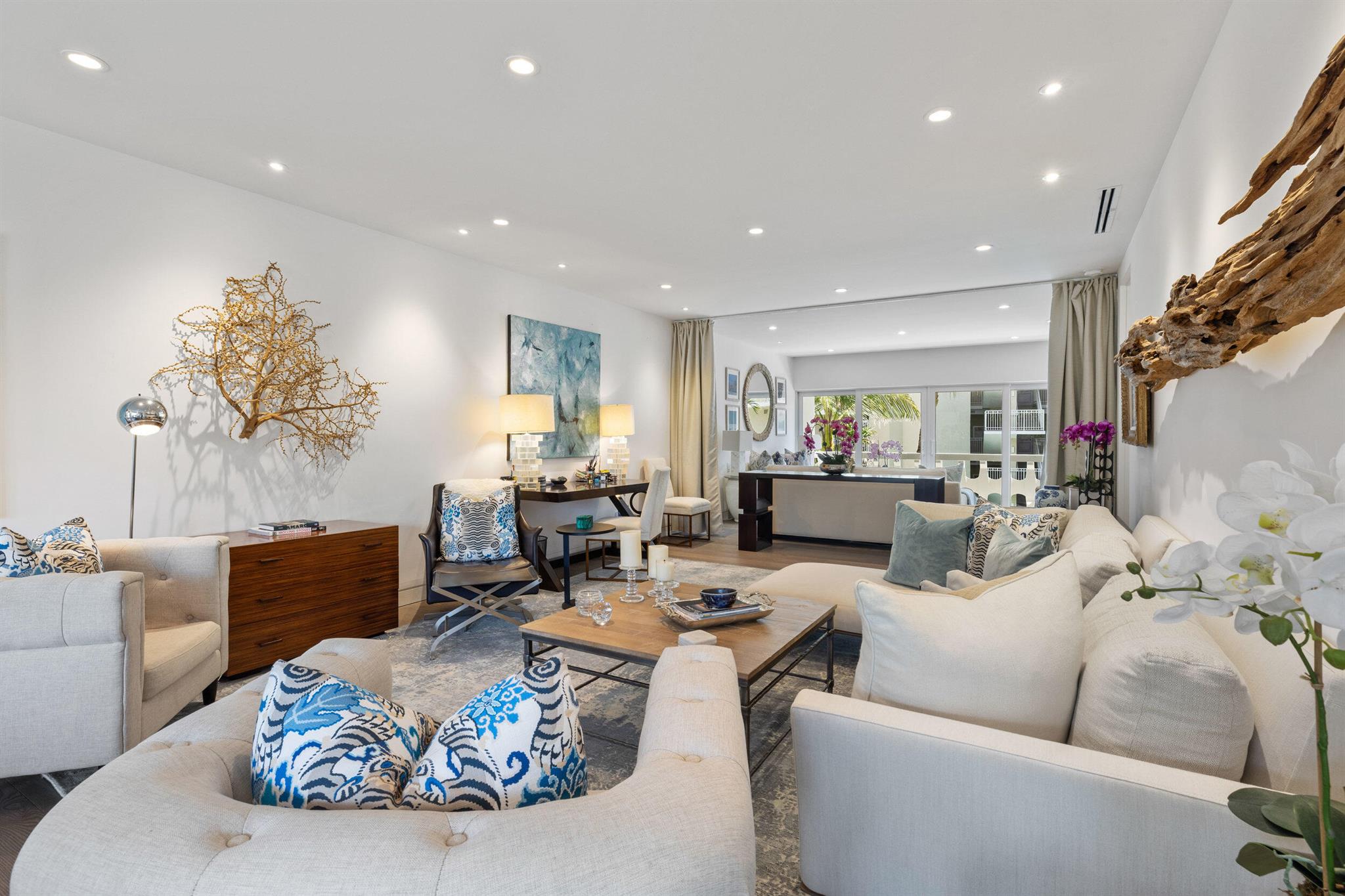 300 S Ocean Boulevard 3f, Palm Beach, FL, 33480/$2,300,000 3 300 S Ocean Boulevard 3f