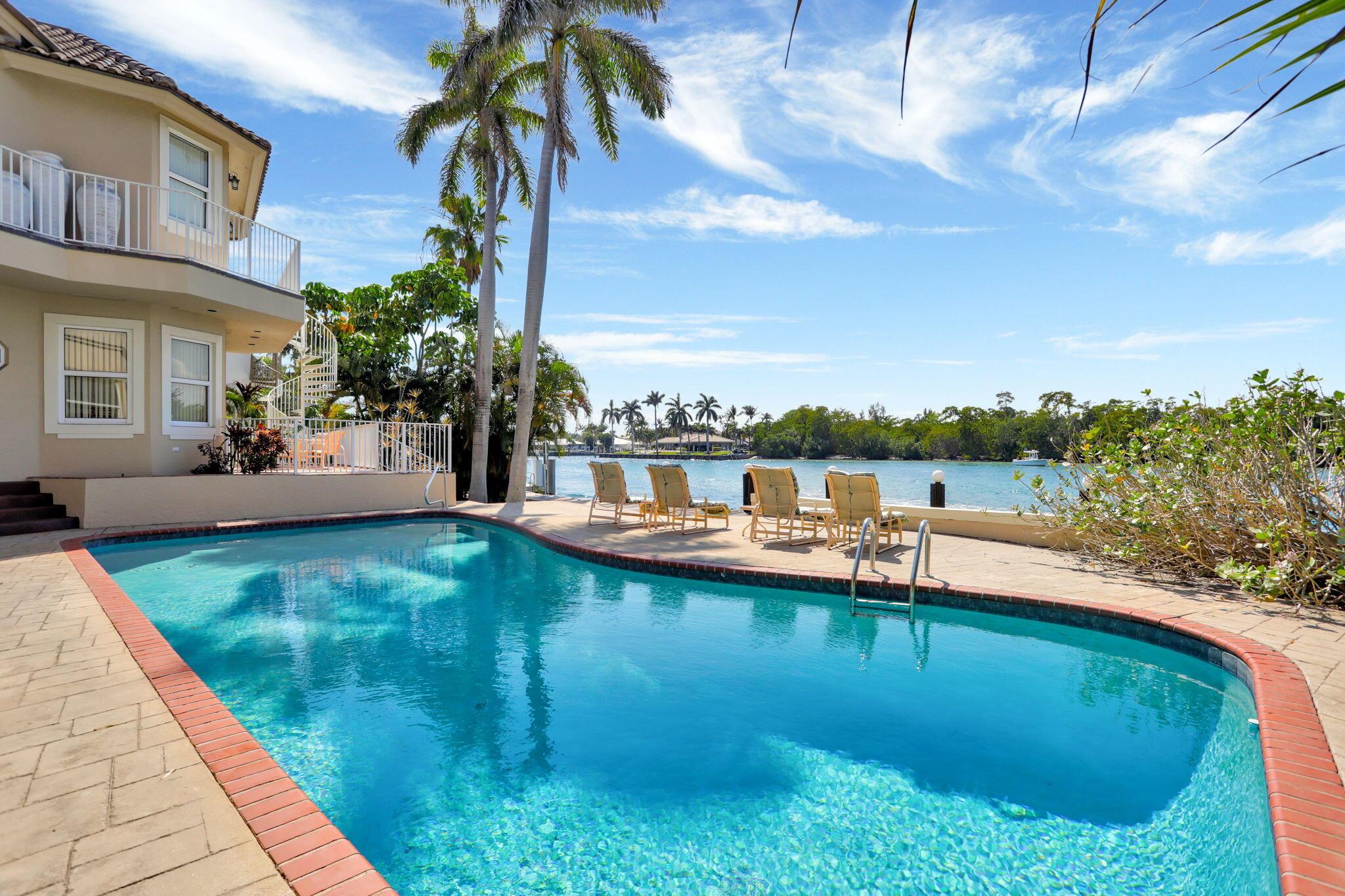 HILLSBORO SHORES SEC - Residential