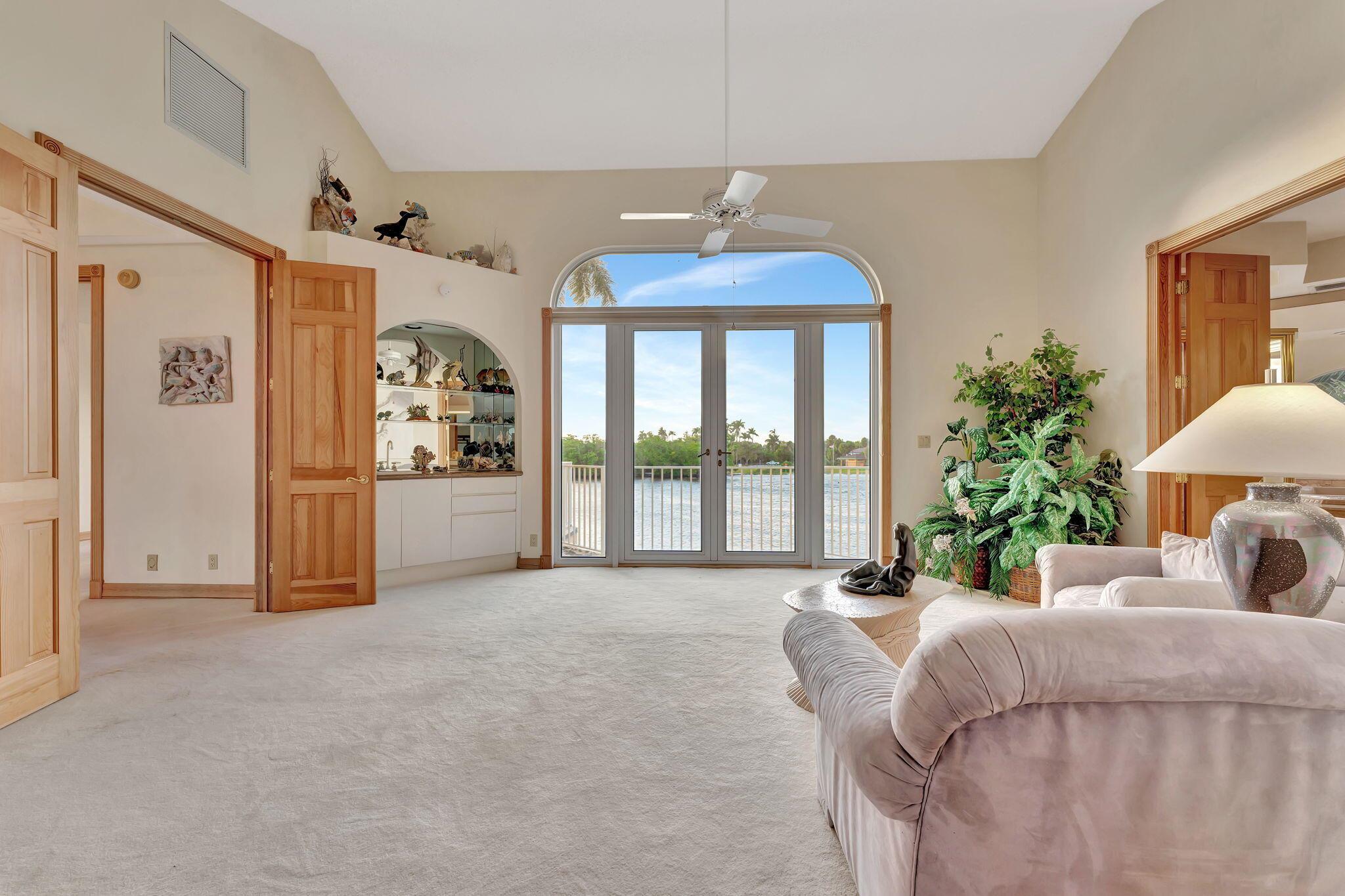 HILLSBORO SHORES SEC - Residential