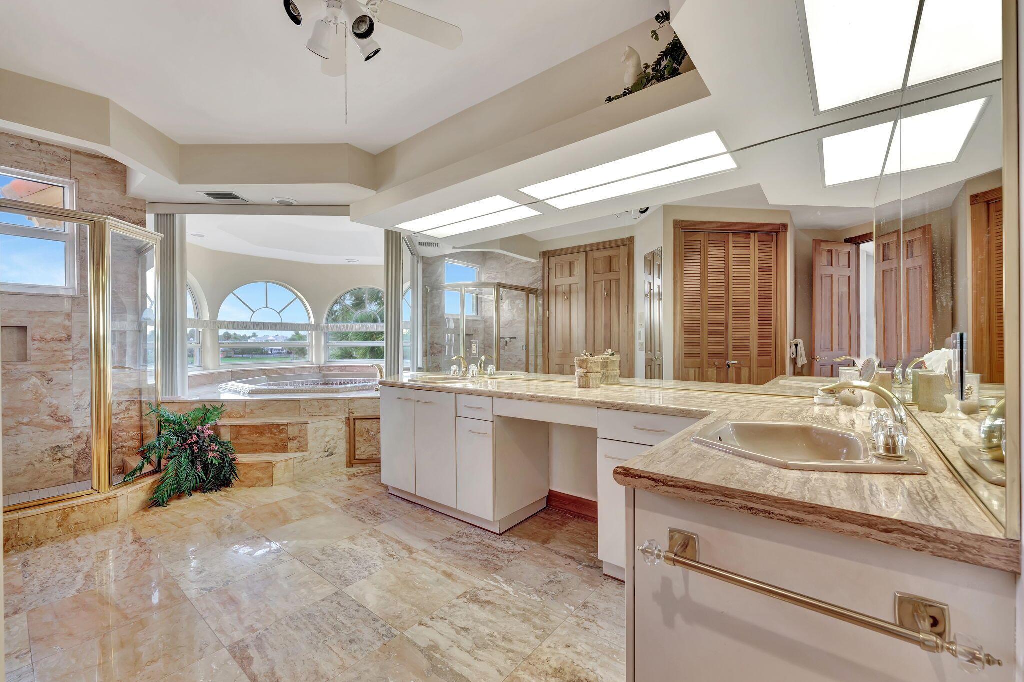 HILLSBORO SHORES SEC - Residential