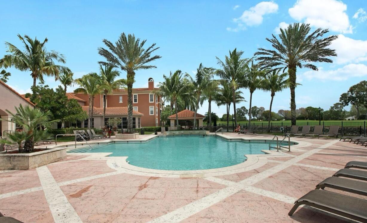 ST ANDREWS AT POLO CLUB C - Residential Lease