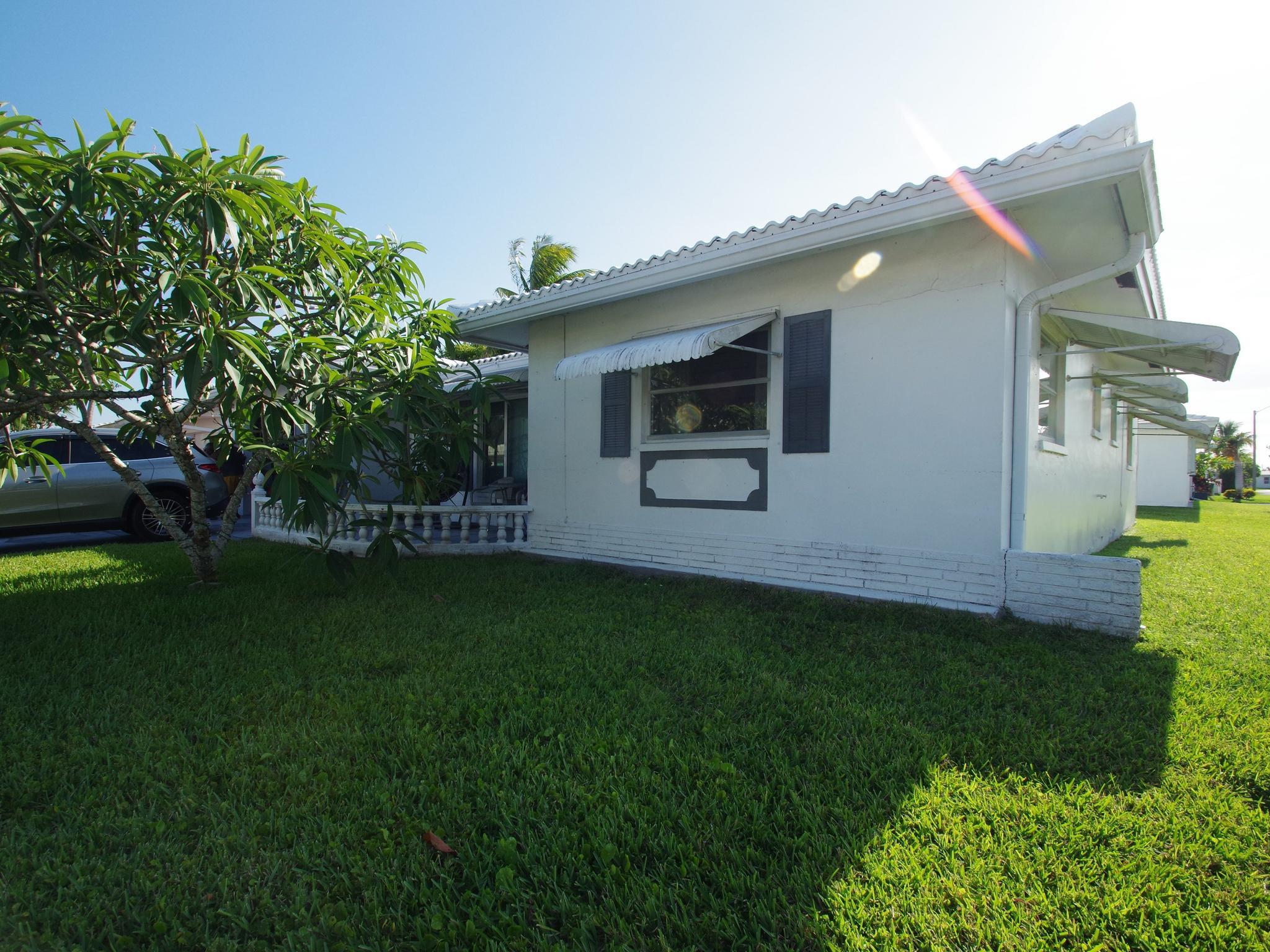 MAINLANDS OF TAMARAC LAKES - Residential
