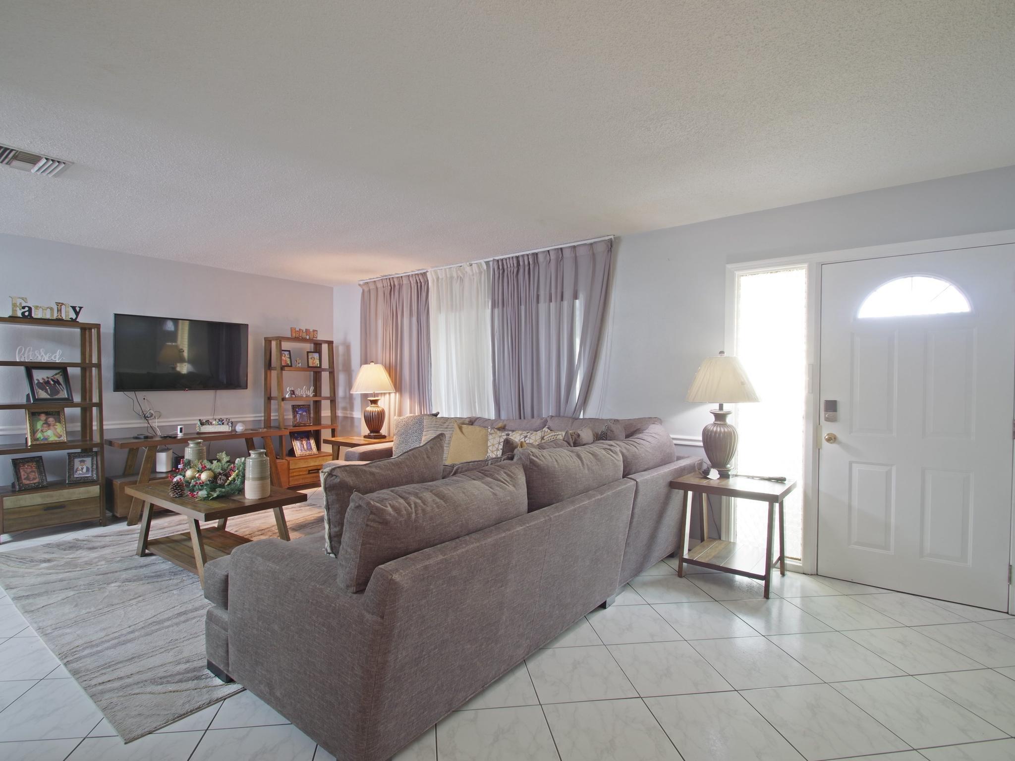 MAINLANDS OF TAMARAC LAKES - Residential