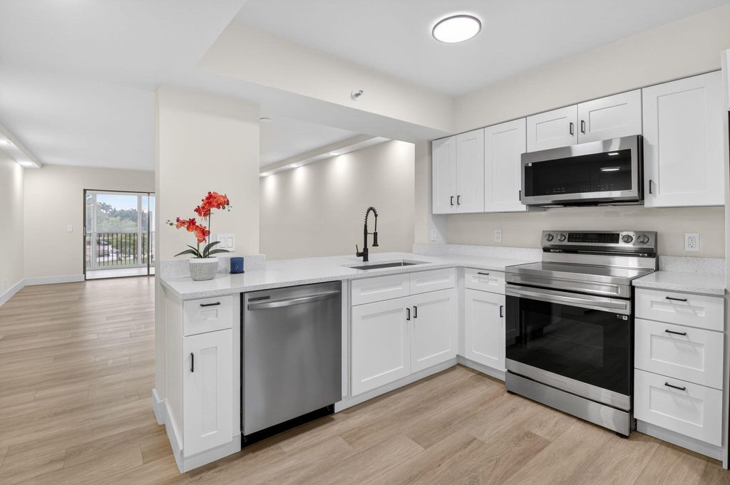 Photo of 14475 Strathmore Lane #305, Delray Beach, FL 33446 (MLS # R11160342)