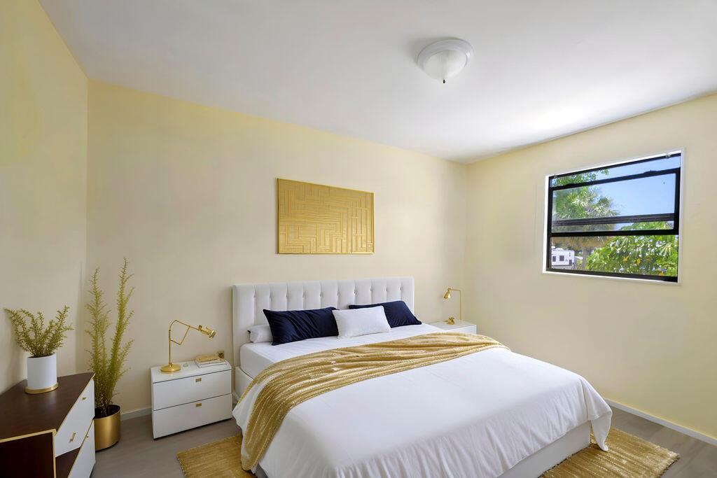 Beautiful and well-maintained unit in desirable Jensen Beach! Bright and spacious, just minutes from beaches, shops, and dining. Rent includes water. Move-in requires first month and security deposit. Pet policy applies. Simple and fast application process with proof of income, ID, and credit/background check. Great opportunity to enjoy coastal living!